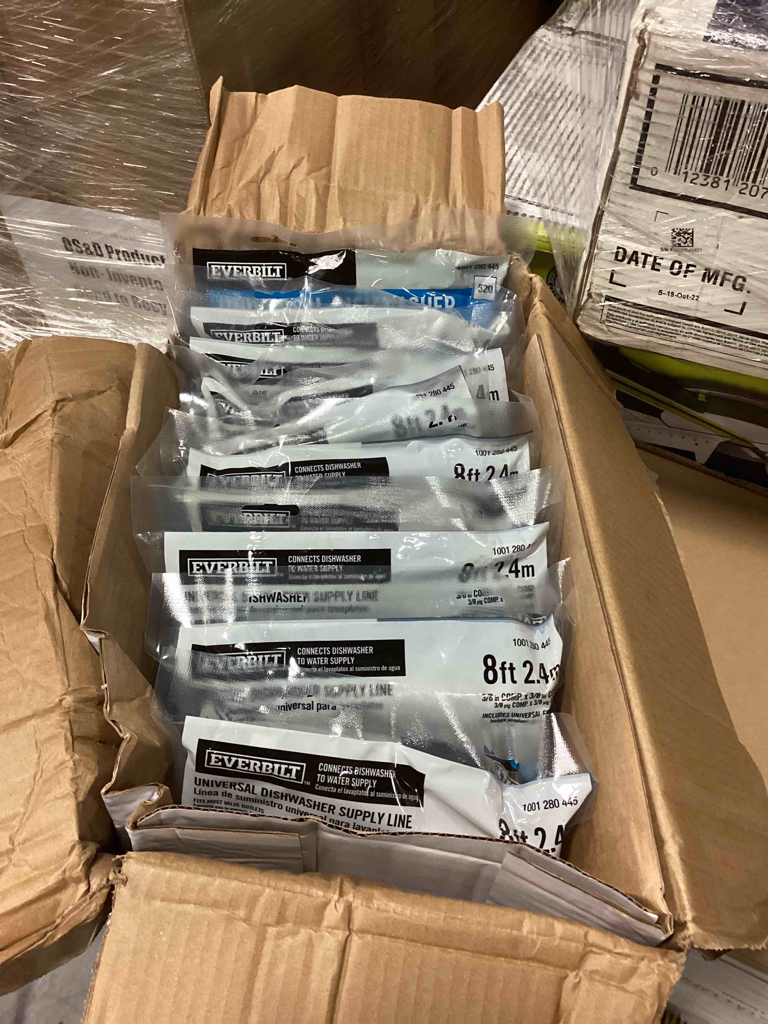 https://s3.amazonaws.com/lotting-images-prod/bidfta/RED5462349_1701438329924.jpeg