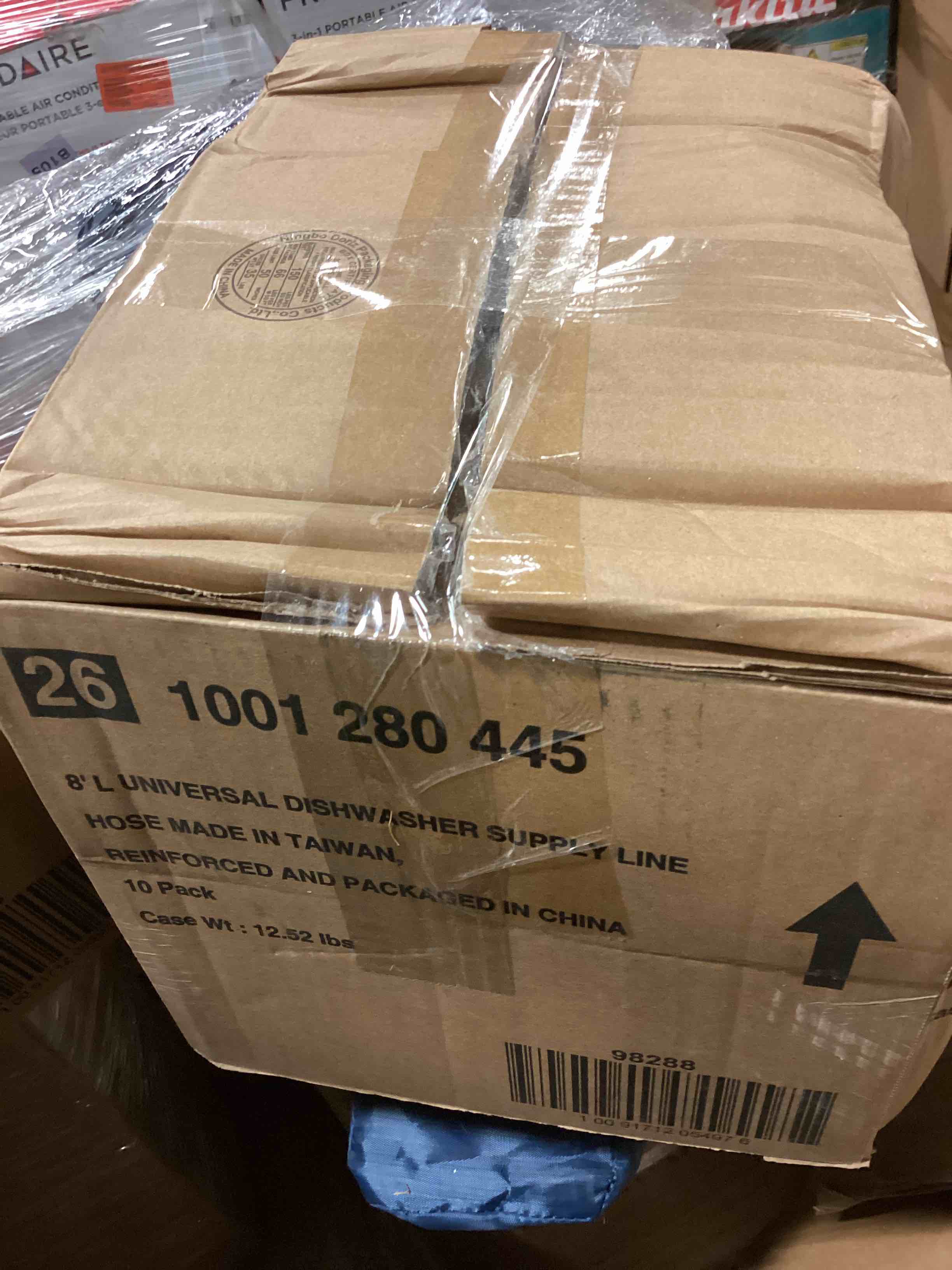 https://s3.amazonaws.com/lotting-images-prod/bidfta/RED5462360_1701440900208.jpeg