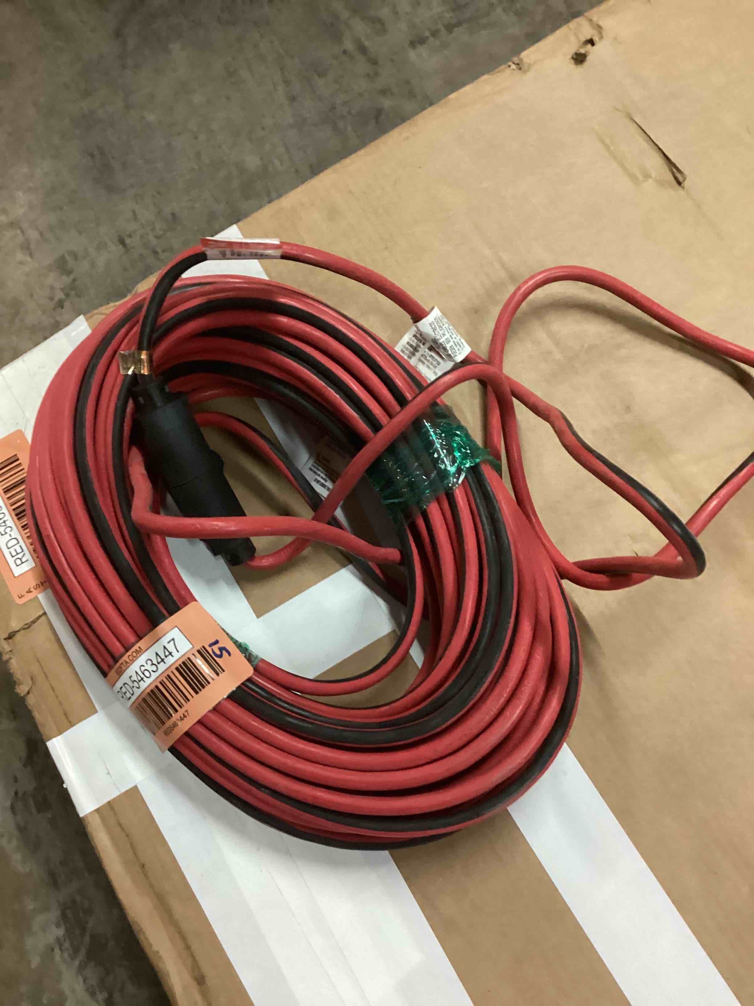 https://s3.amazonaws.com/lotting-images-prod/bidfta/RED5463447_1702582083797.jpeg