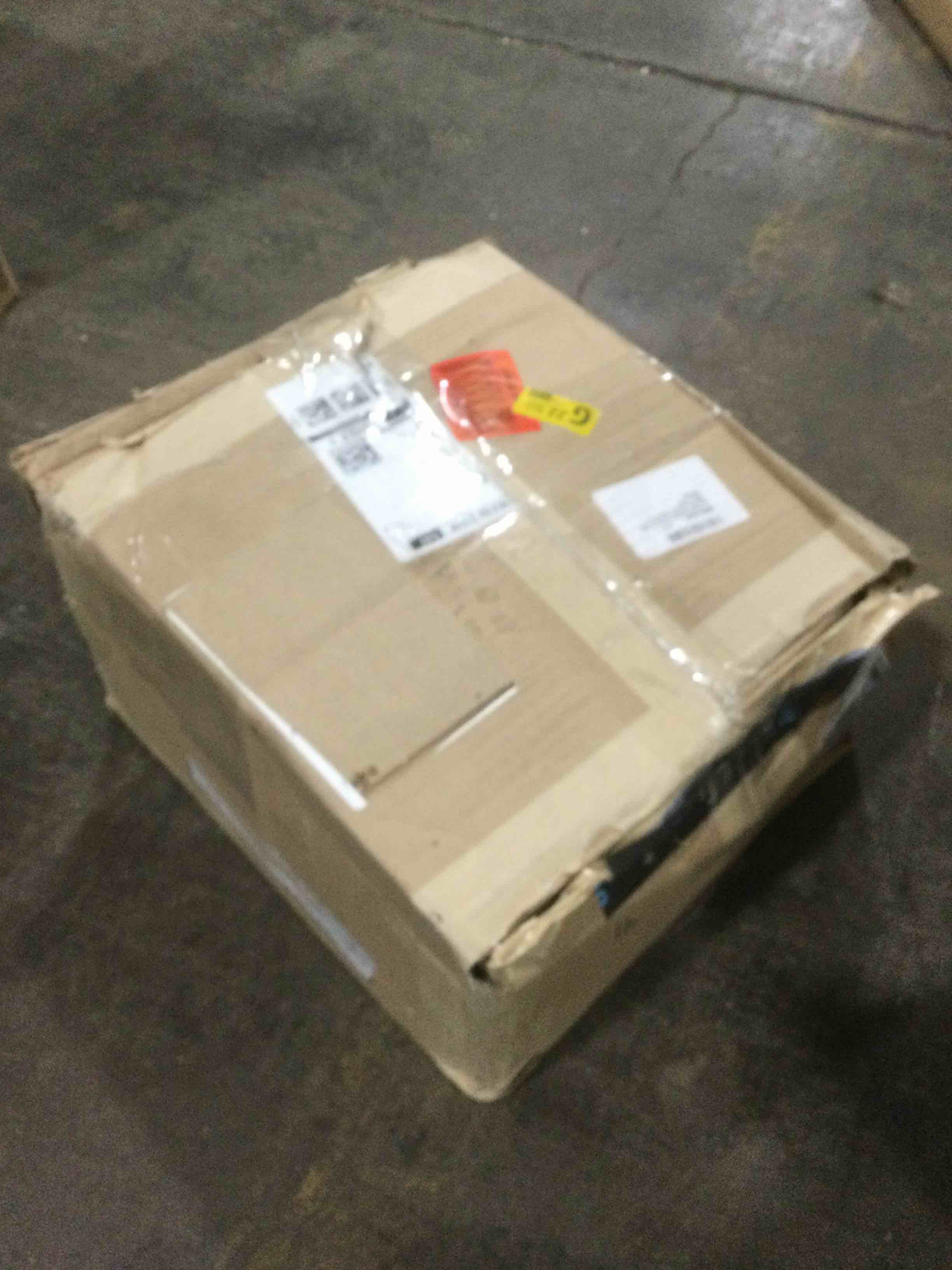 https://s3.amazonaws.com/lotting-images-prod/bidfta/RED5469287_1702484253091.jpeg