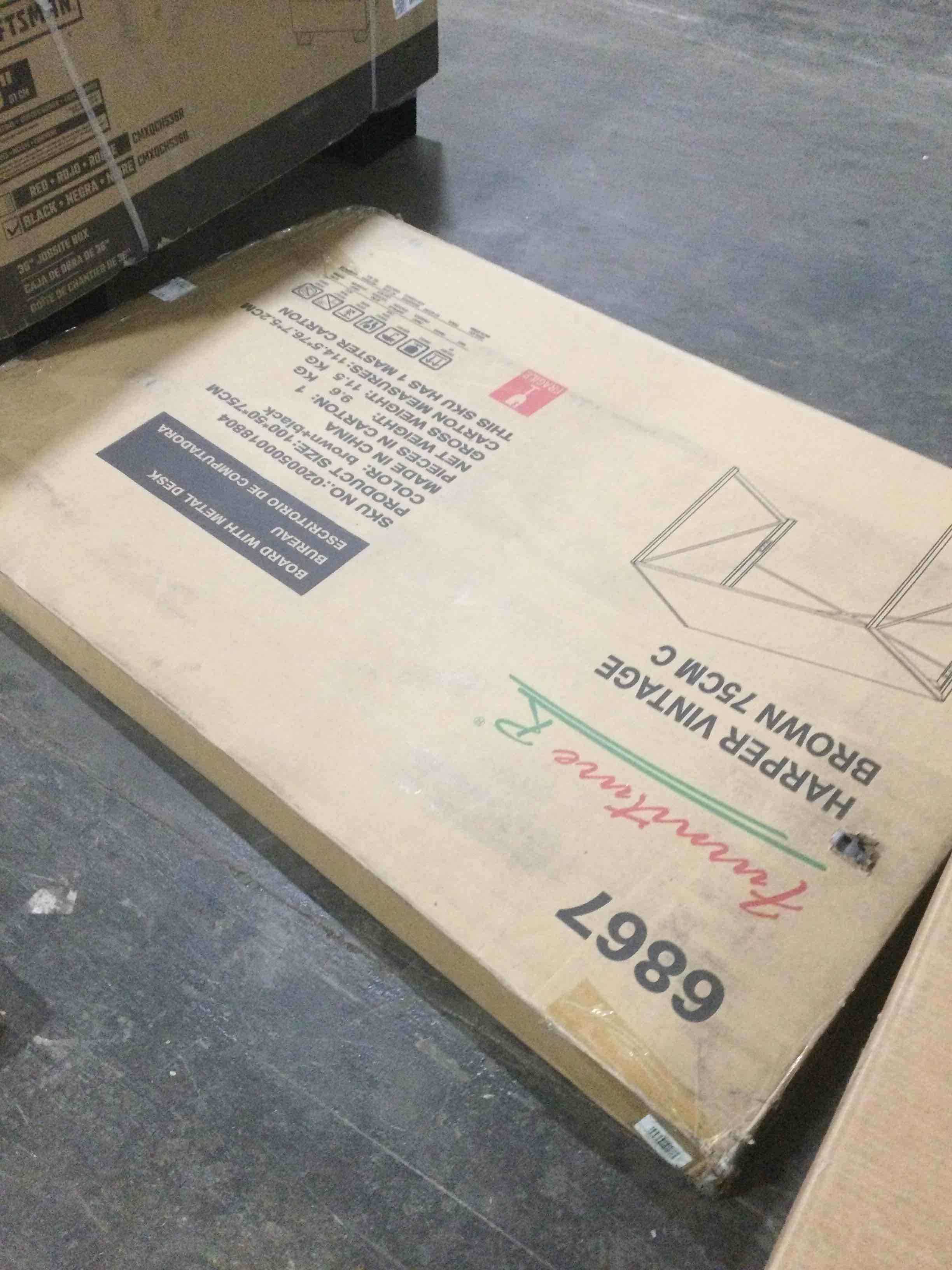 https://s3.amazonaws.com/lotting-images-prod/bidfta/RED5470821_1701977589814.jpeg