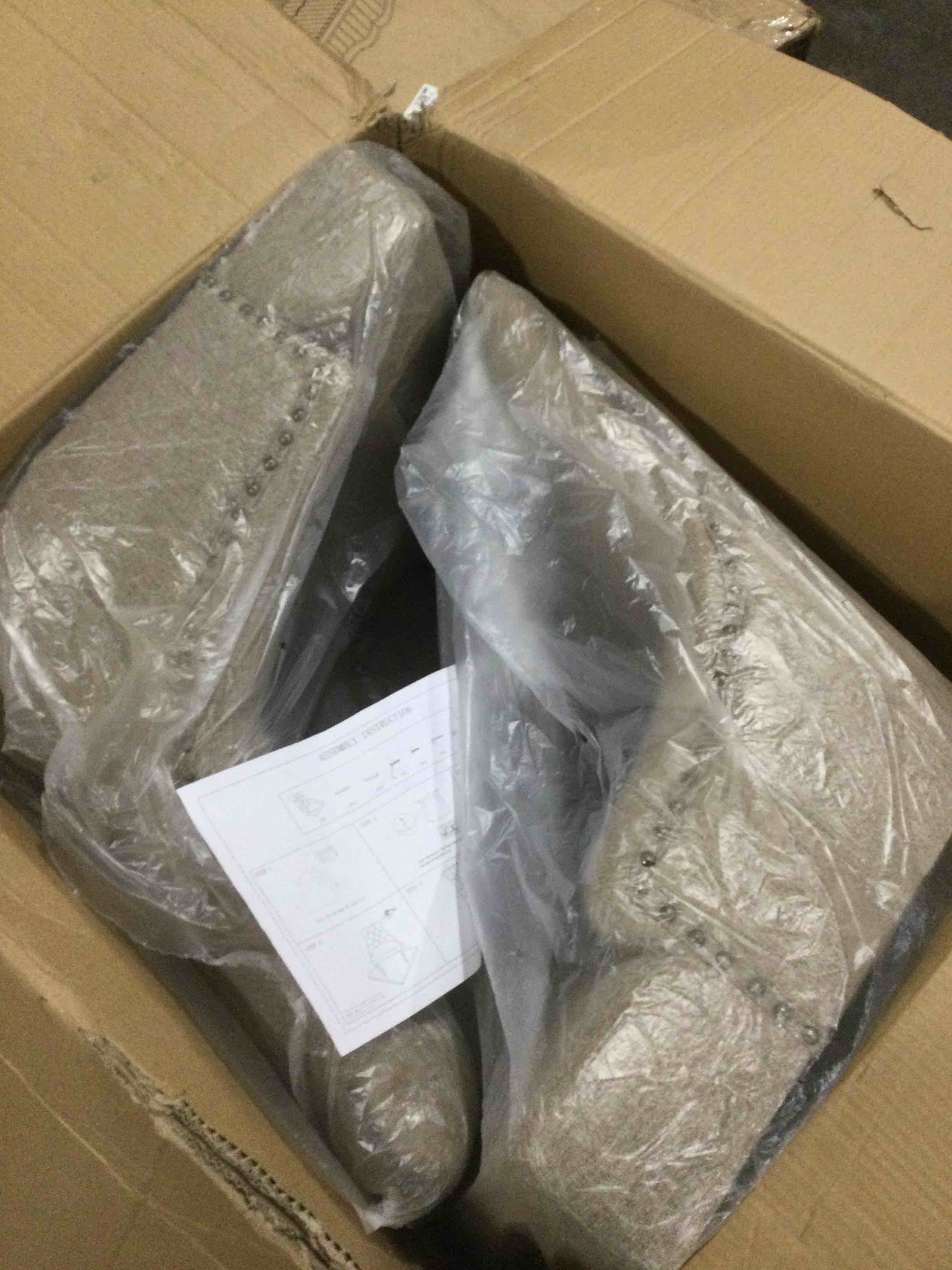 https://s3.amazonaws.com/lotting-images-prod/bidfta/RED5470837_1701979907873.jpeg