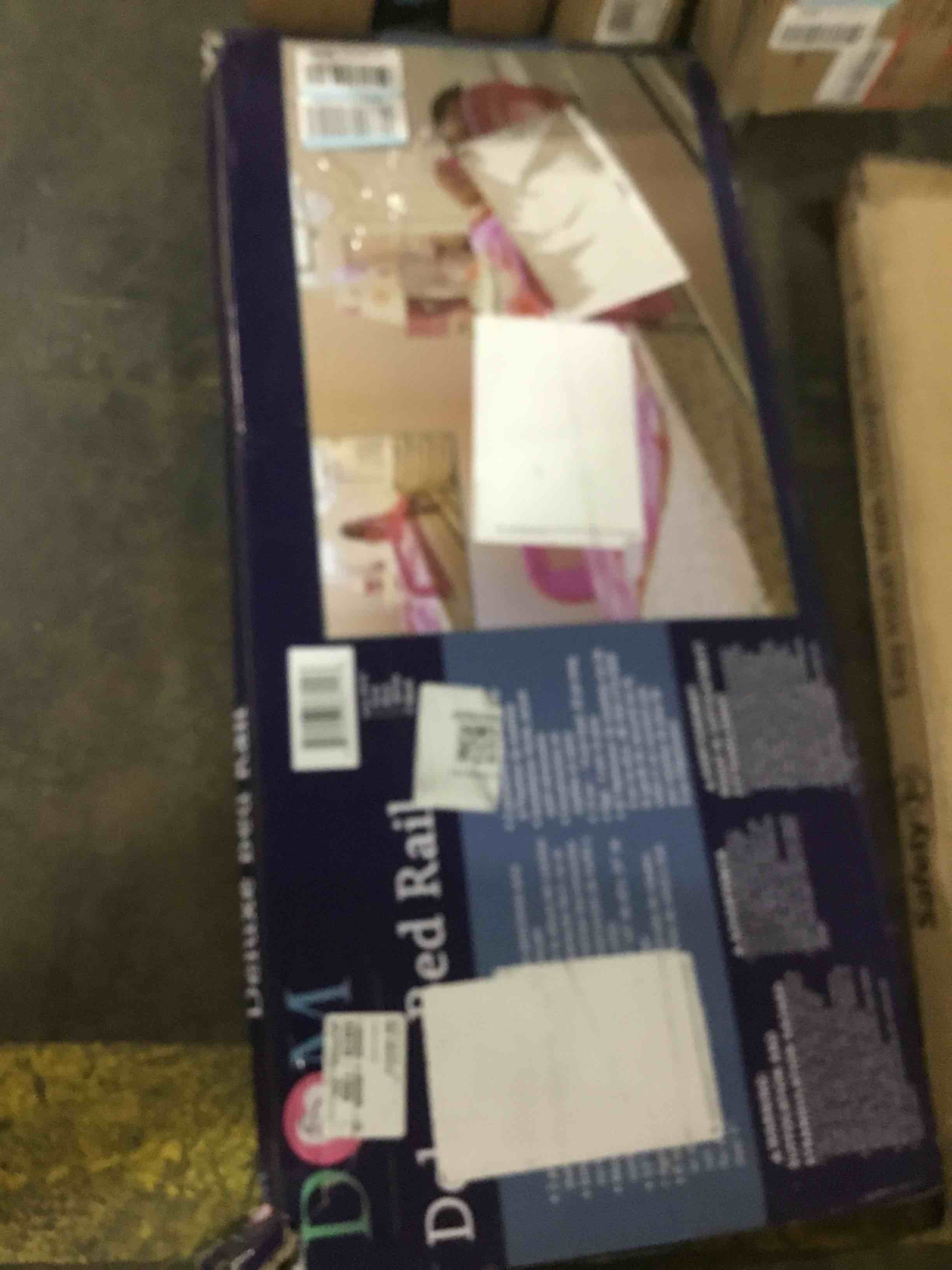 https://s3.amazonaws.com/lotting-images-prod/bidfta/RED5470871_1701987296287.jpeg