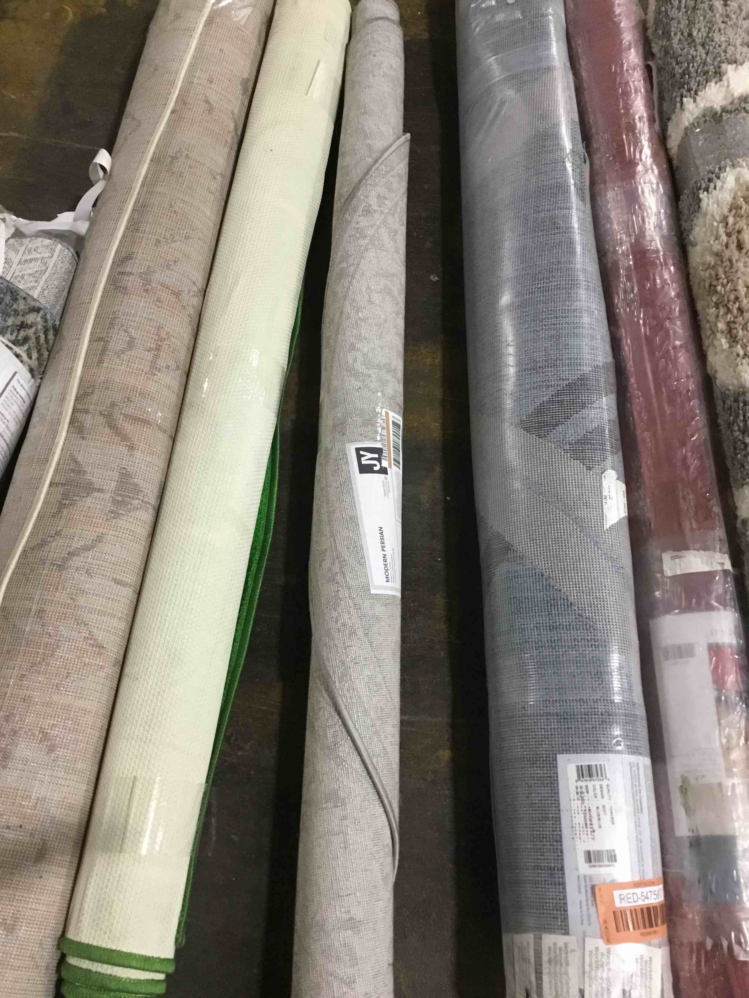 https://s3.amazonaws.com/lotting-images-prod/bidfta/RED5475618_1702993016349.jpeg