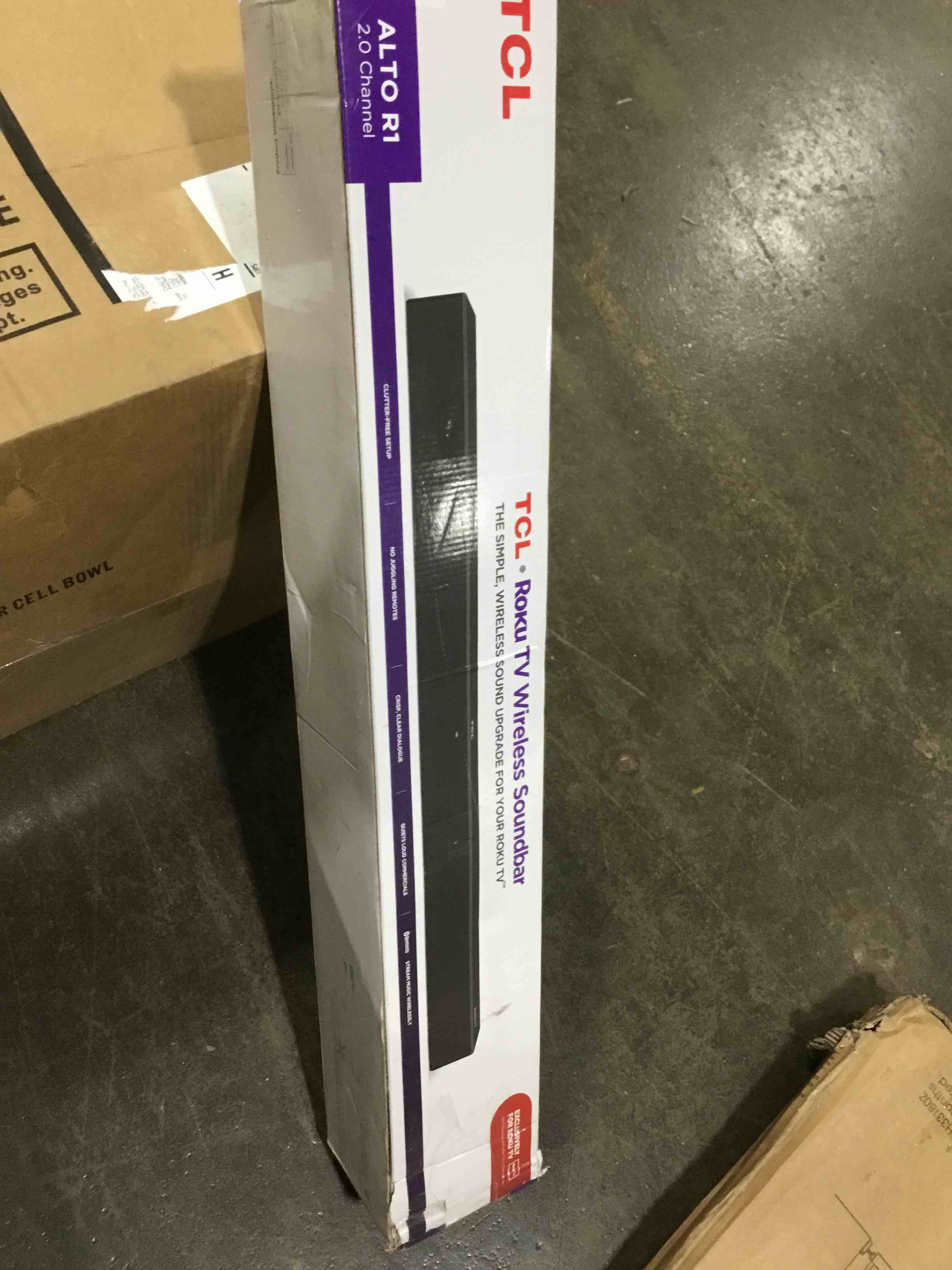 https://s3.amazonaws.com/lotting-images-prod/bidfta/RED5475724_1703007775728.jpeg