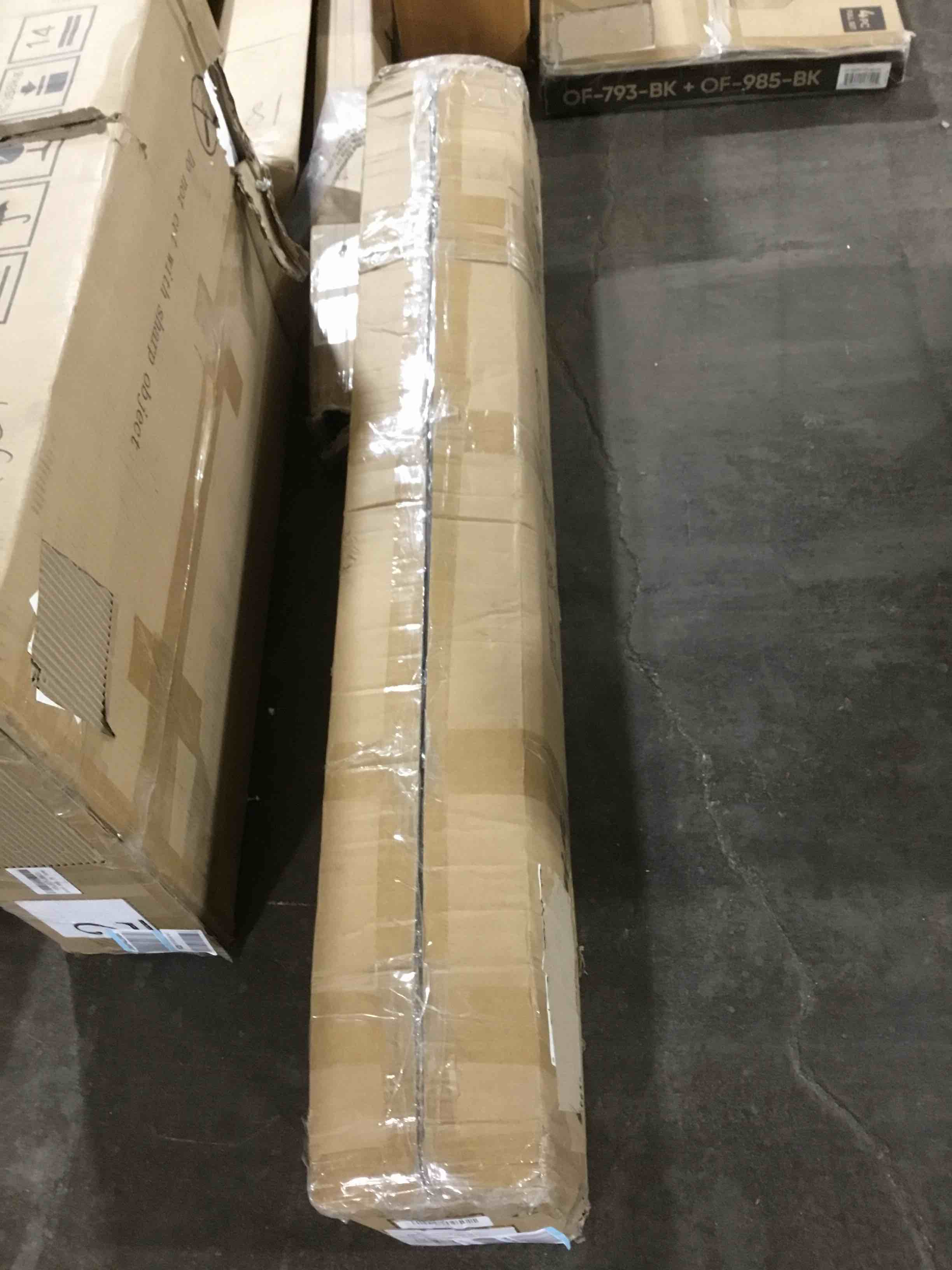 https://s3.amazonaws.com/lotting-images-prod/bidfta/RED5475791_1703017512724.jpeg