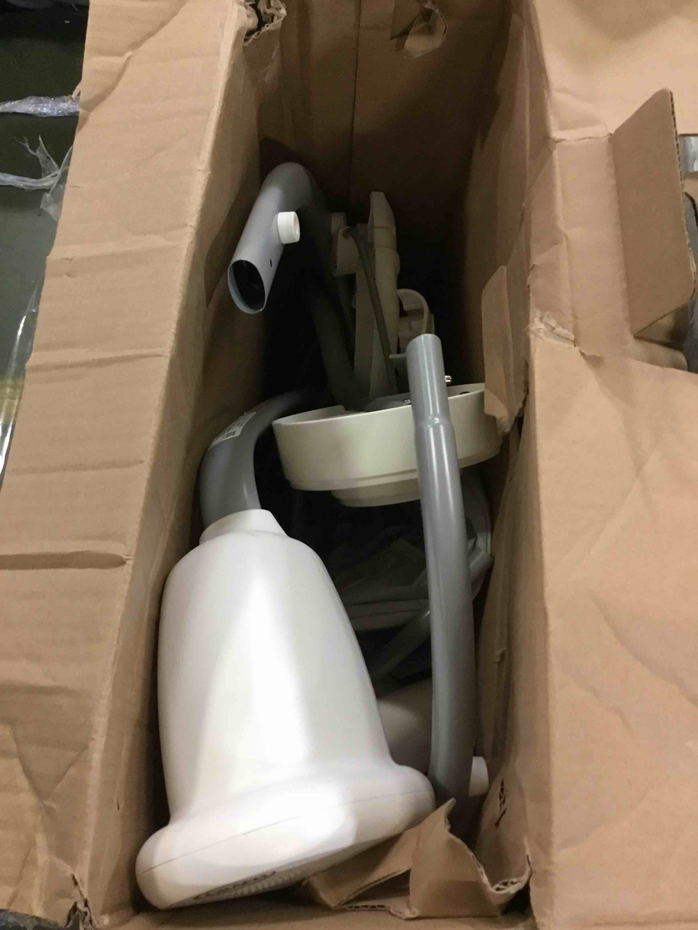 https://s3.amazonaws.com/lotting-images-prod/bidfta/RED5479950_1699025091793.jpeg