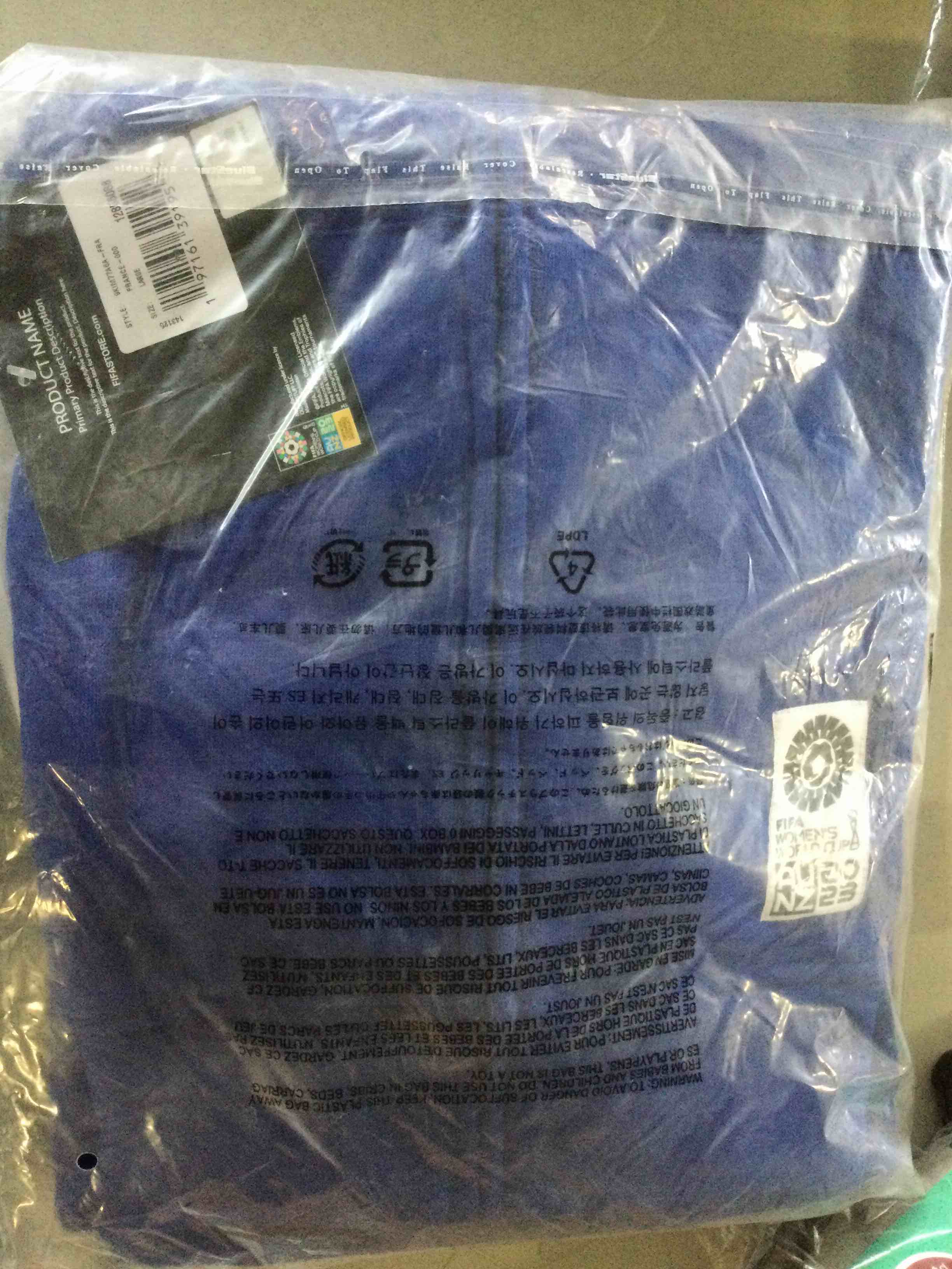https://s3.amazonaws.com/lotting-images-prod/bidfta/RED5480158_1699366649265.jpeg