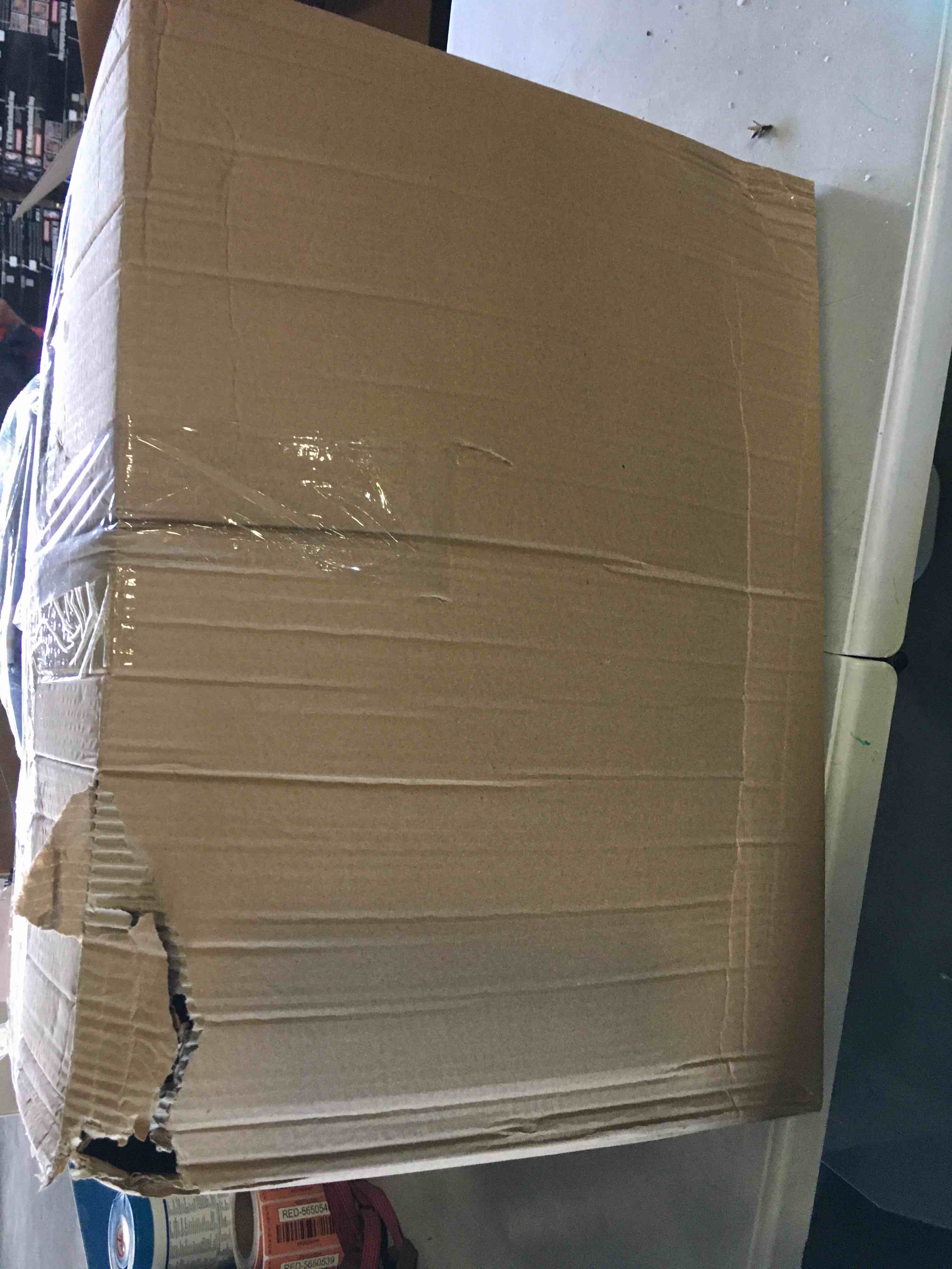 https://s3.amazonaws.com/lotting-images-prod/bidfta/RED5480292_1699389128617.jpeg