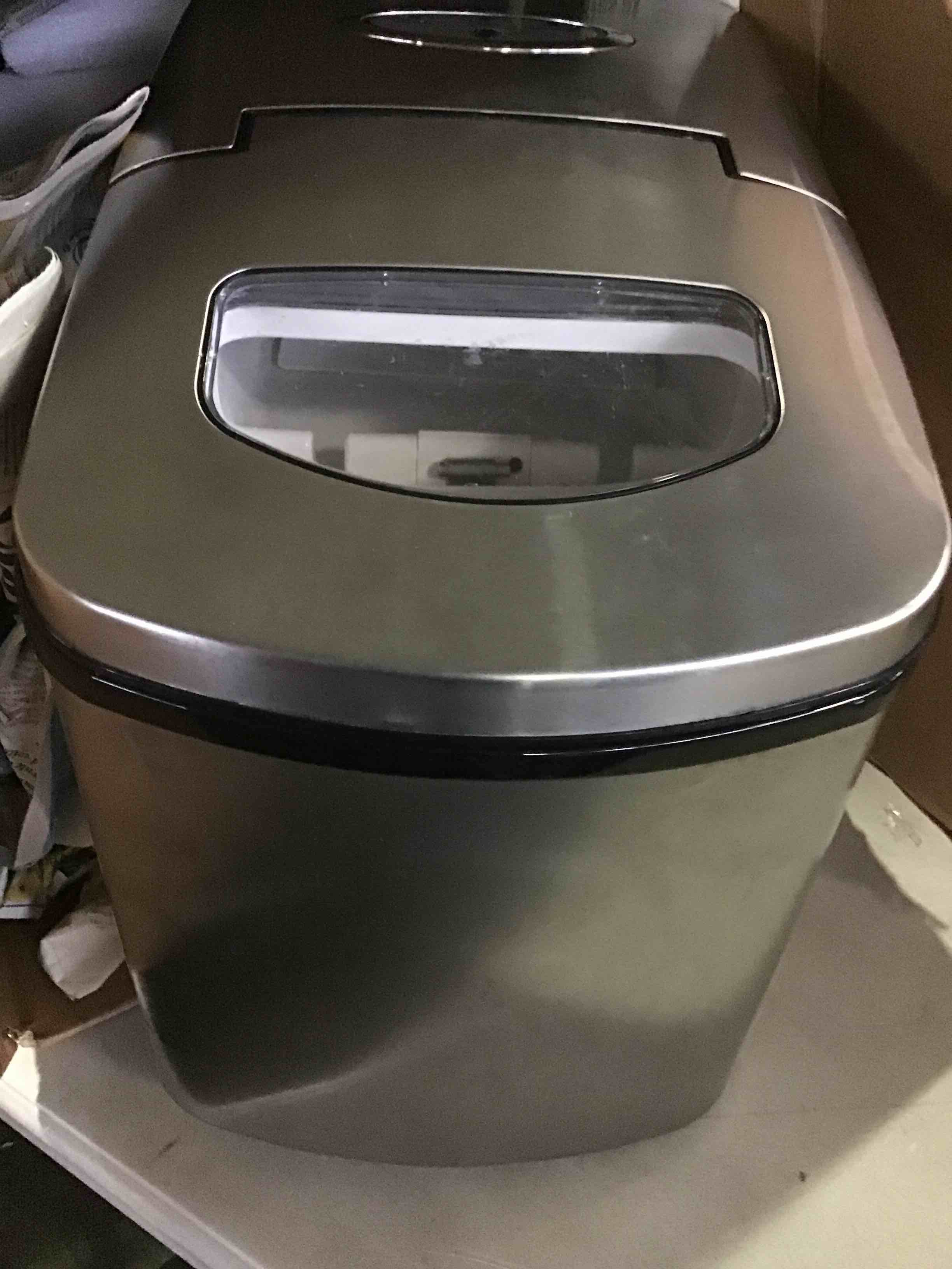 The Countertop Ice Maker