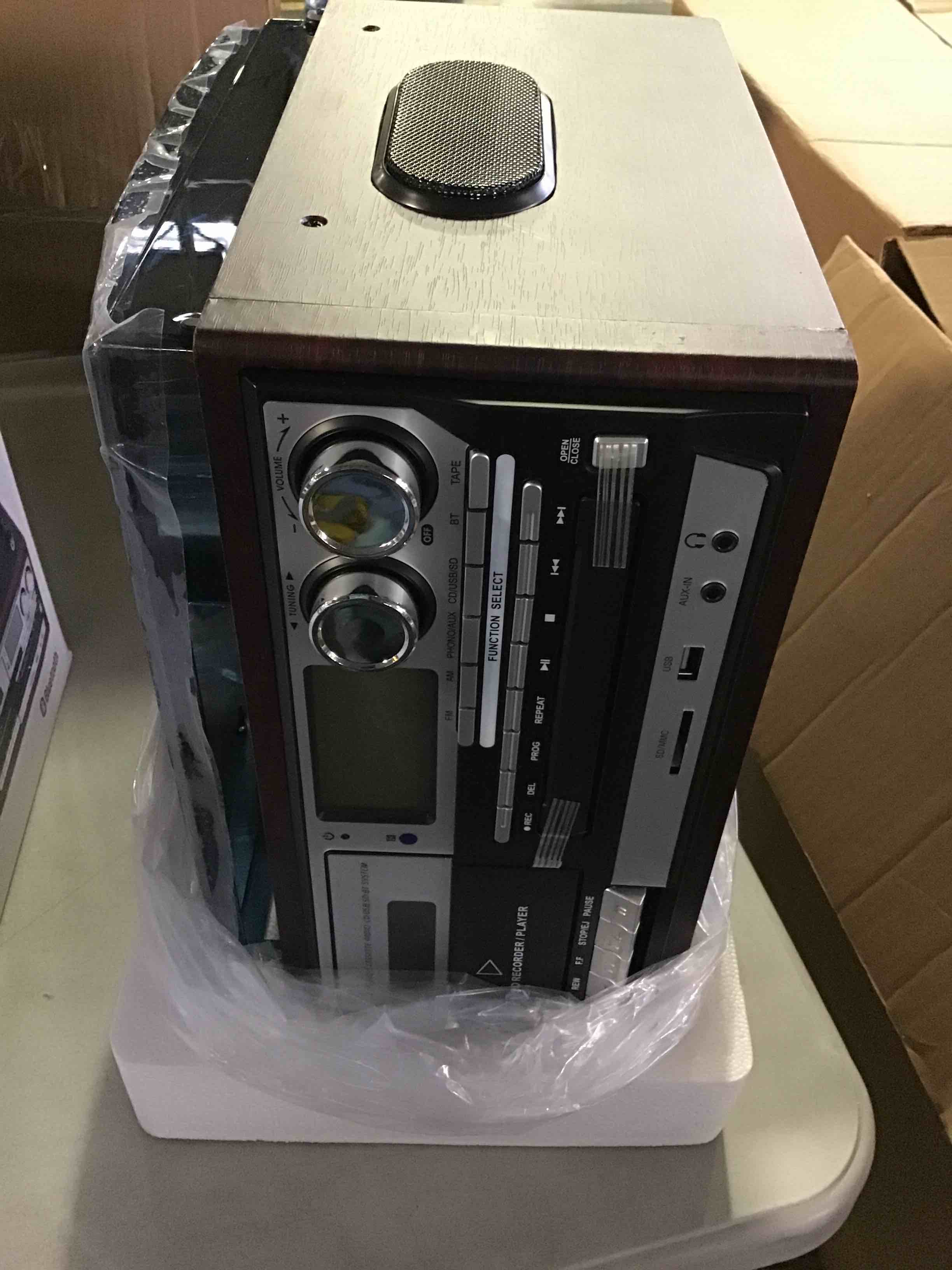 https://s3.amazonaws.com/lotting-images-prod/bidfta/RED5481339_1700252837839.jpeg
