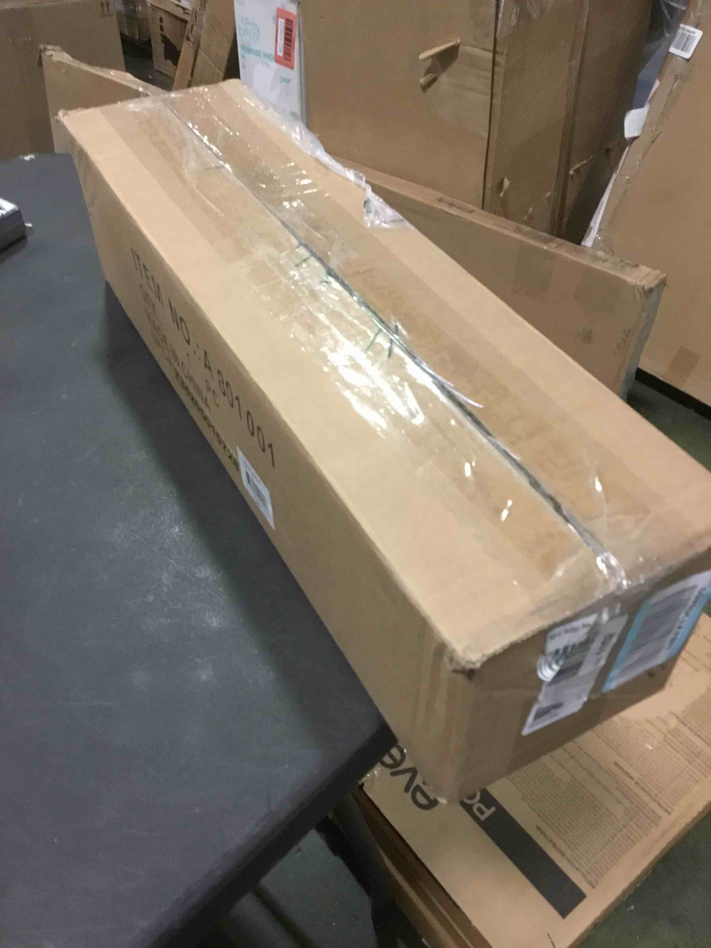 https://s3.amazonaws.com/lotting-images-prod/bidfta/RED5481953_1700580013738.jpeg