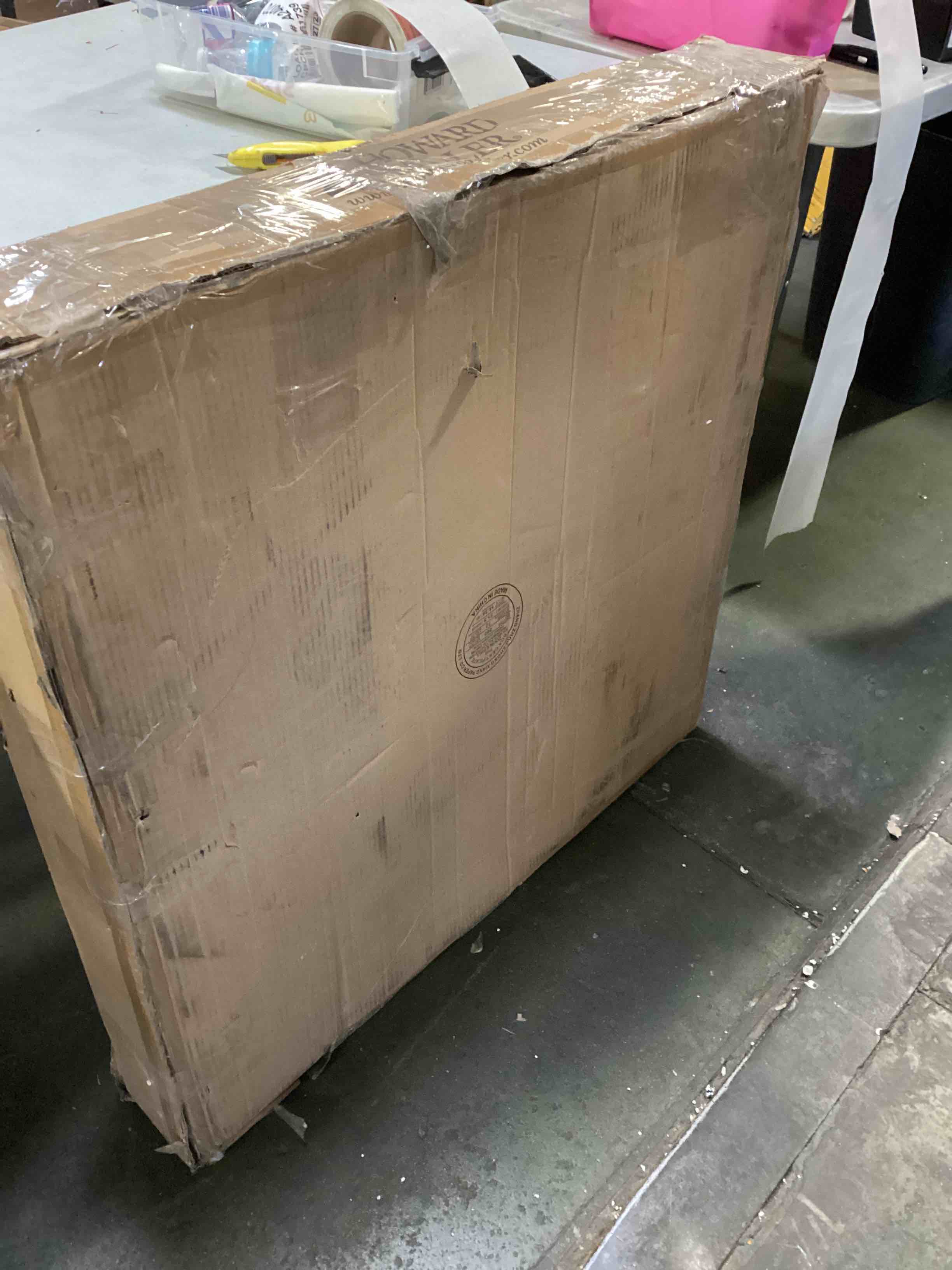 https://s3.amazonaws.com/lotting-images-prod/bidfta/RED5482423_1701202503086.jpeg