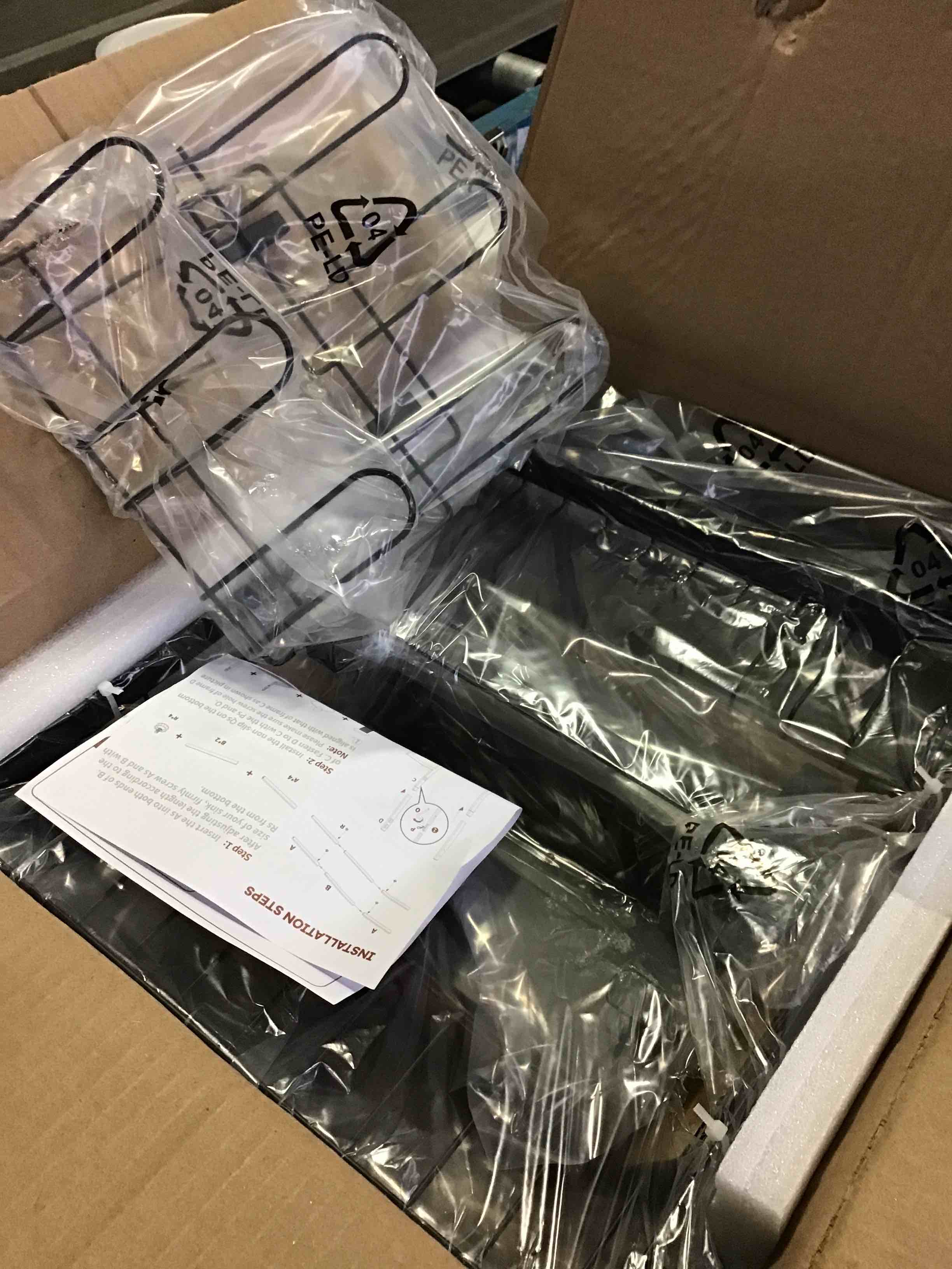 https://s3.amazonaws.com/lotting-images-prod/bidfta/RED5482595_1701697932865.jpeg