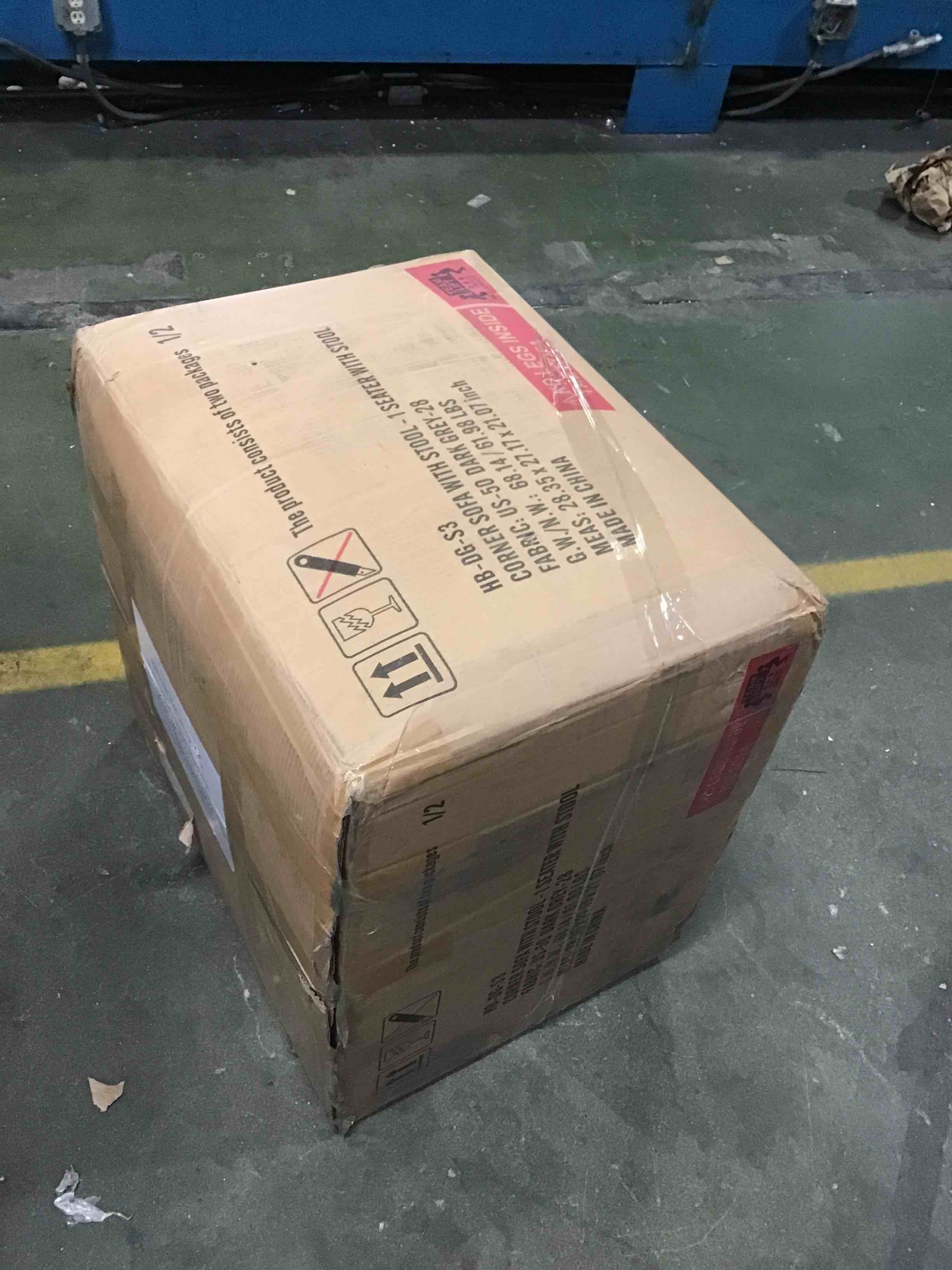 https://s3.amazonaws.com/lotting-images-prod/bidfta/RED5483236_1699543554802.jpeg