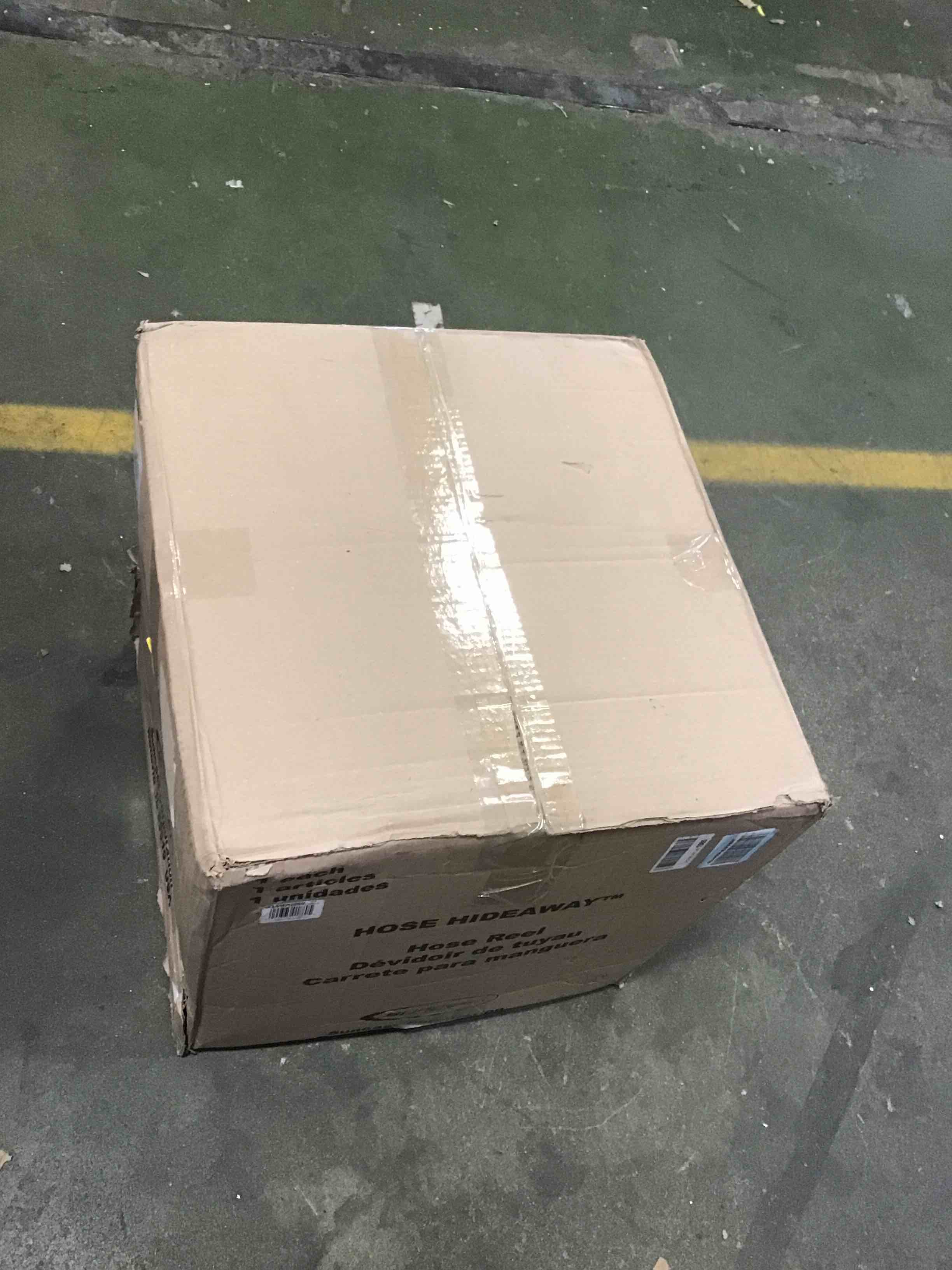 https://s3.amazonaws.com/lotting-images-prod/bidfta/RED5483319_1699559784890.jpeg