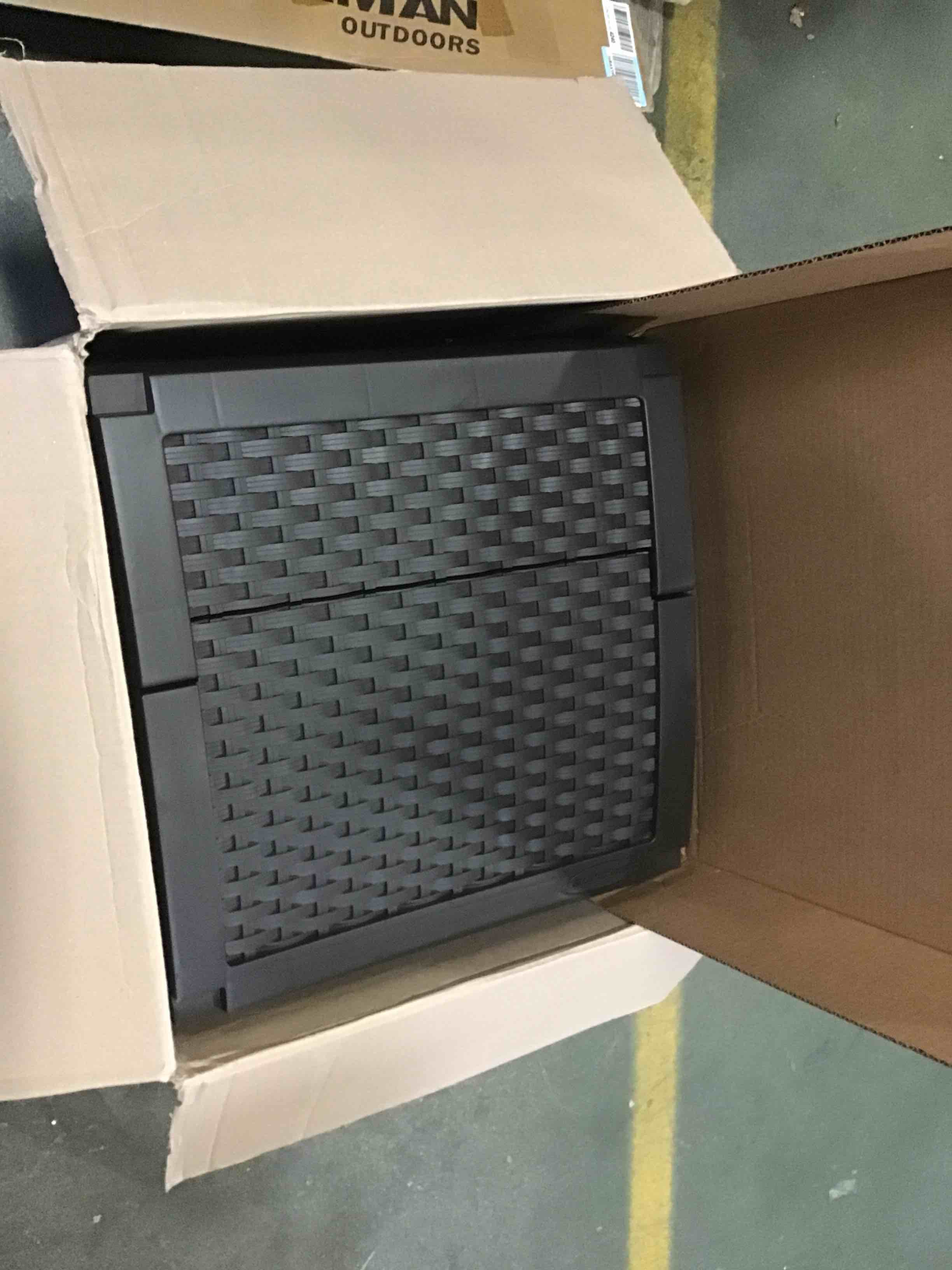 https://s3.amazonaws.com/lotting-images-prod/bidfta/RED5483319_1699559809331.jpeg