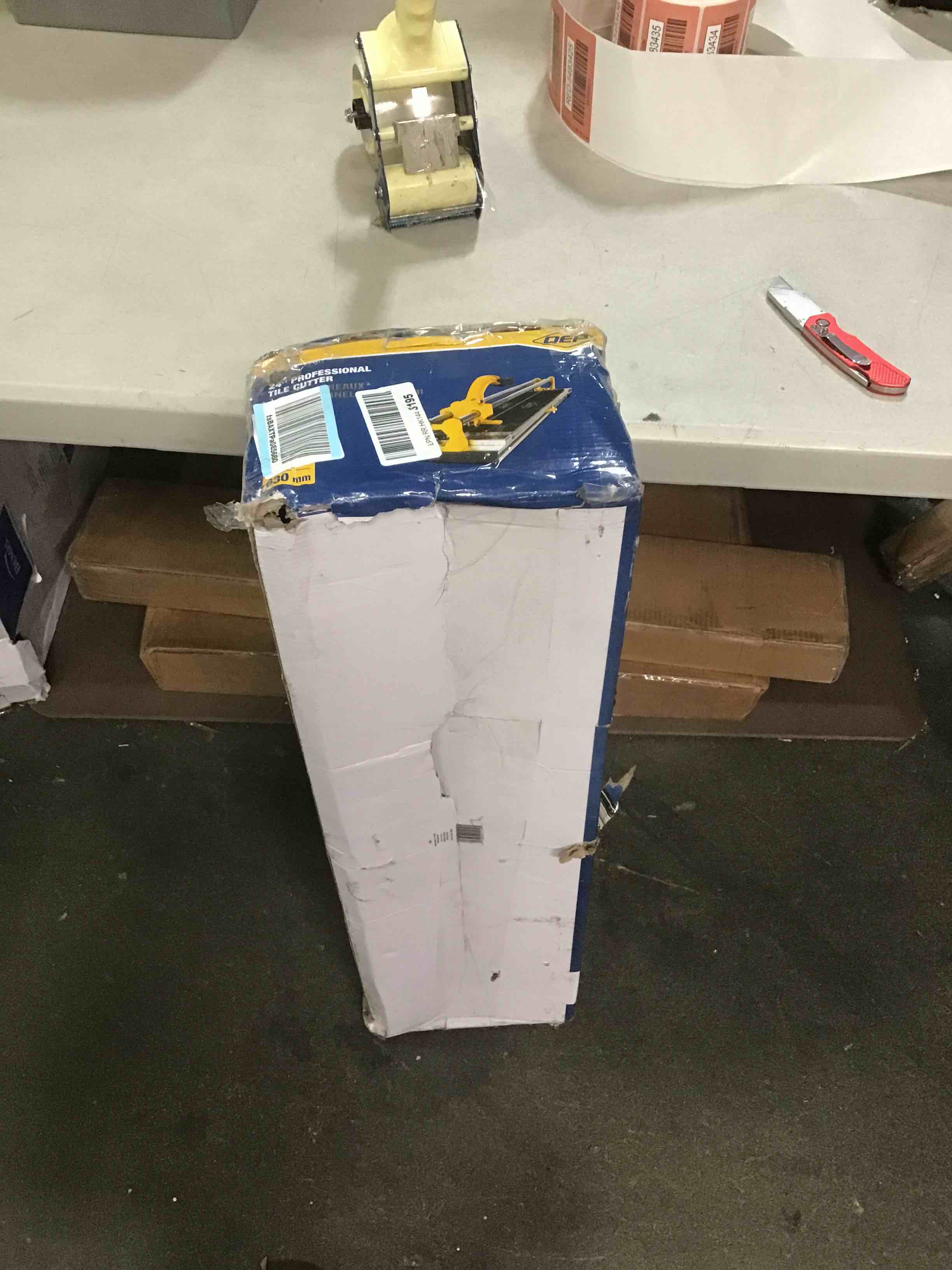 https://s3.amazonaws.com/lotting-images-prod/bidfta/RED5483425_1699633854880.jpeg
