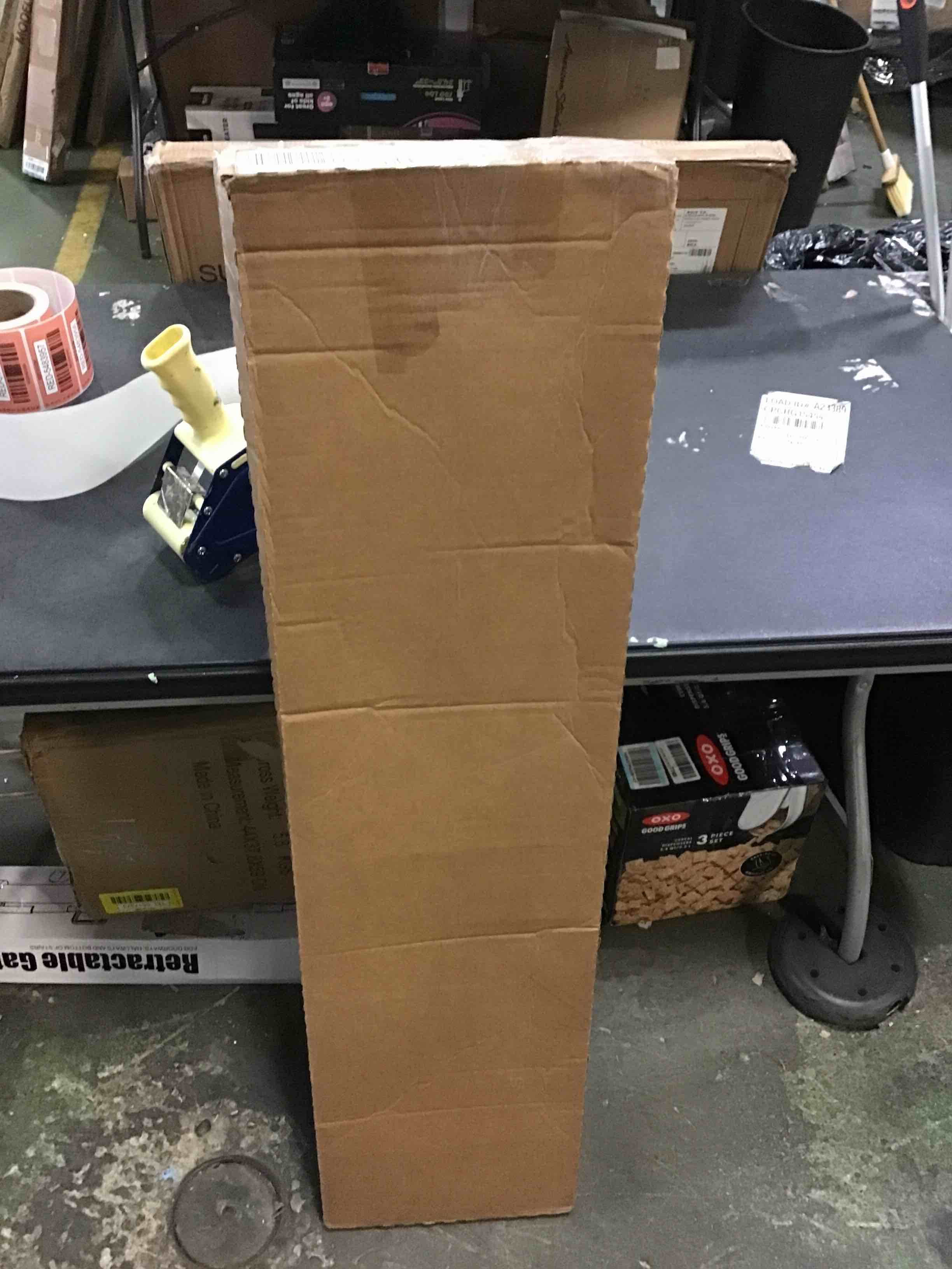 https://s3.amazonaws.com/lotting-images-prod/bidfta/RED5483951_1700059455496.jpeg