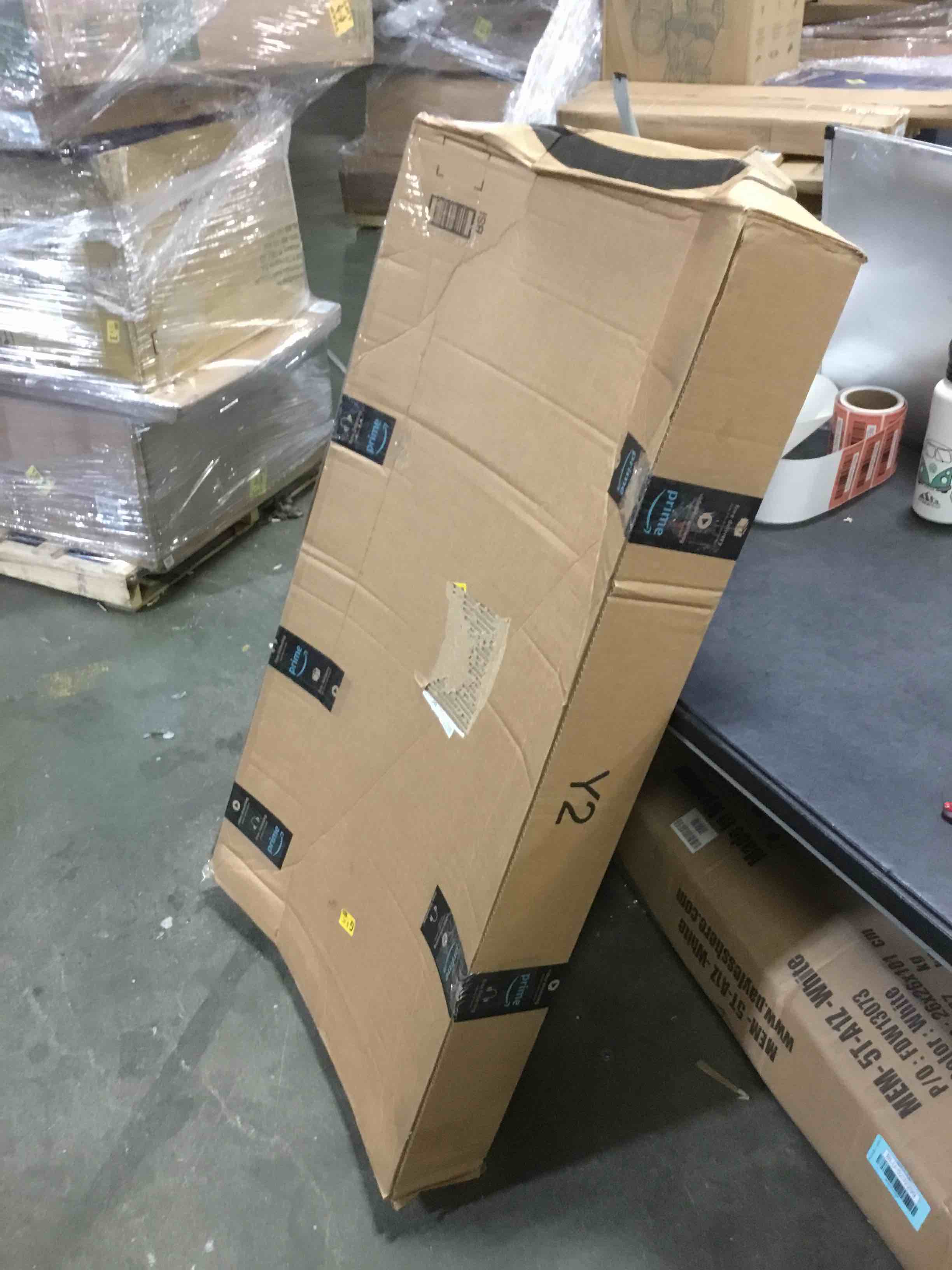https://s3.amazonaws.com/lotting-images-prod/bidfta/RED5484209_1700574901087.jpeg