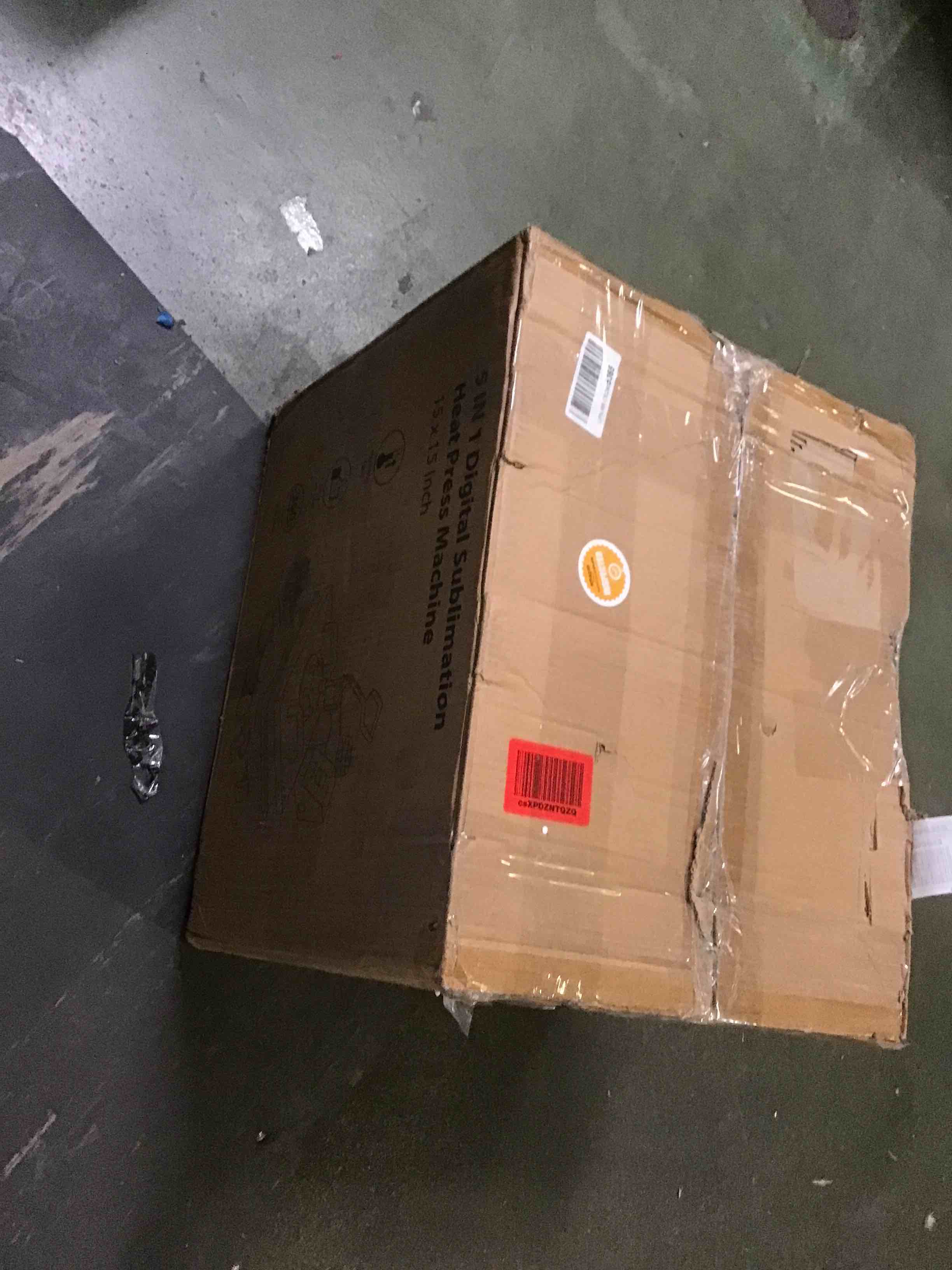 https://s3.amazonaws.com/lotting-images-prod/bidfta/RED5485668_1699901923834.jpeg