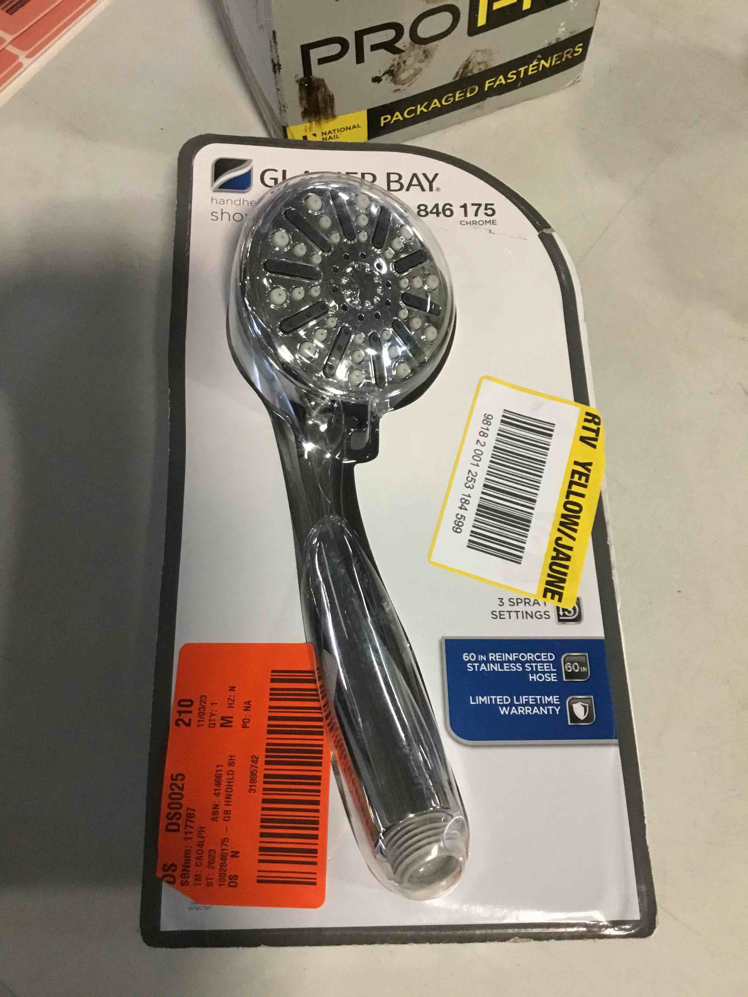 https://s3.amazonaws.com/lotting-images-prod/bidfta/RED5486853_1699970081334.jpeg