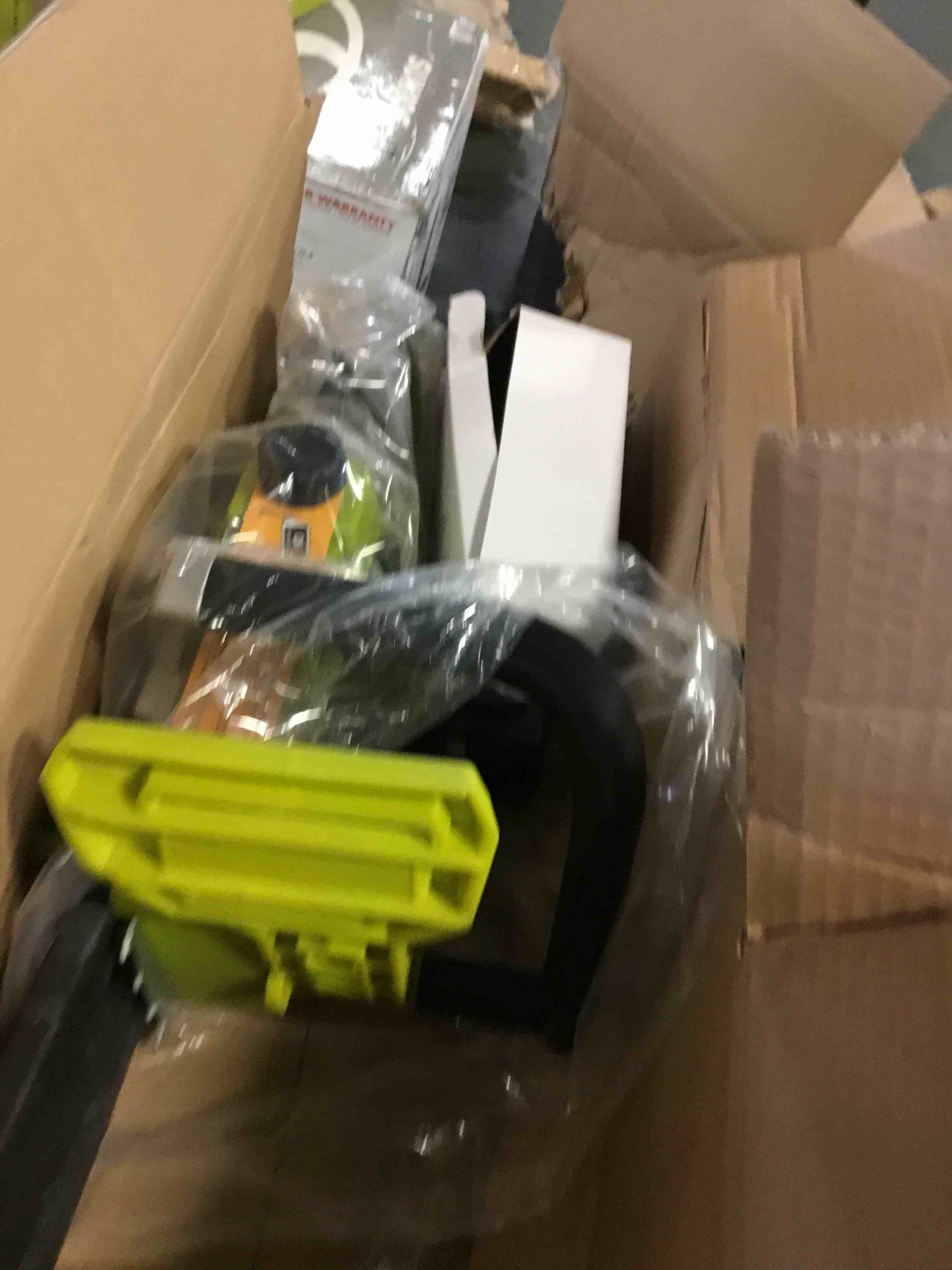 https://s3.amazonaws.com/lotting-images-prod/bidfta/RED5486960_1699990835755.jpeg