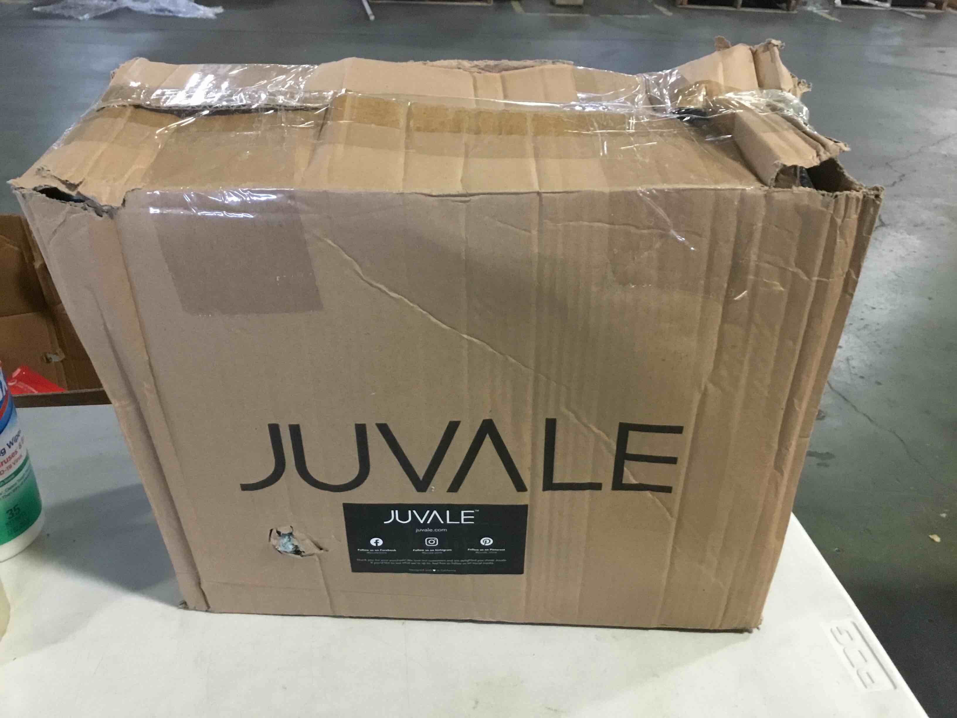 https://s3.amazonaws.com/lotting-images-prod/bidfta/RED5487241_1700080721926.jpeg