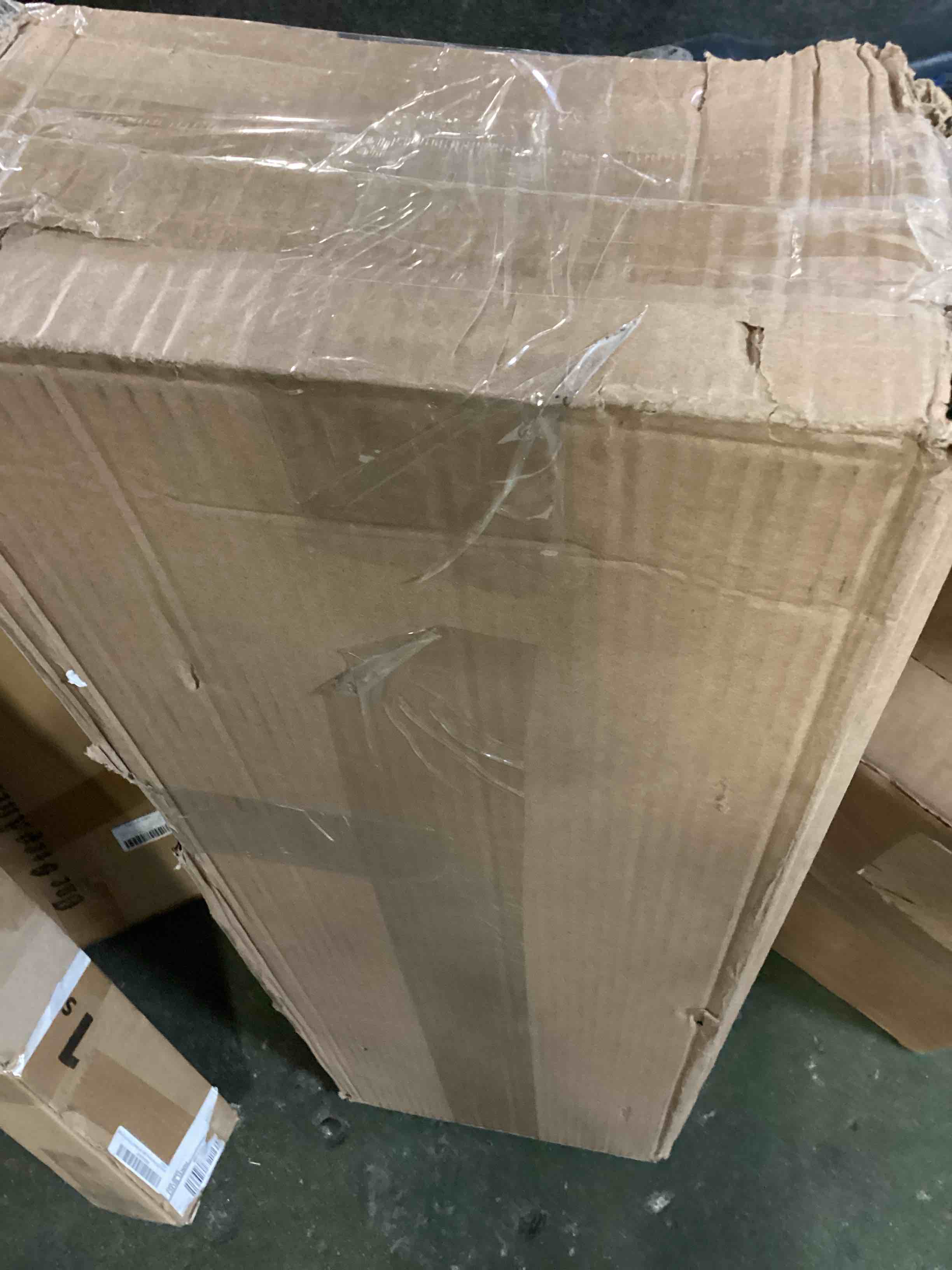 https://s3.amazonaws.com/lotting-images-prod/bidfta/RED5487582_1699386215211.jpeg