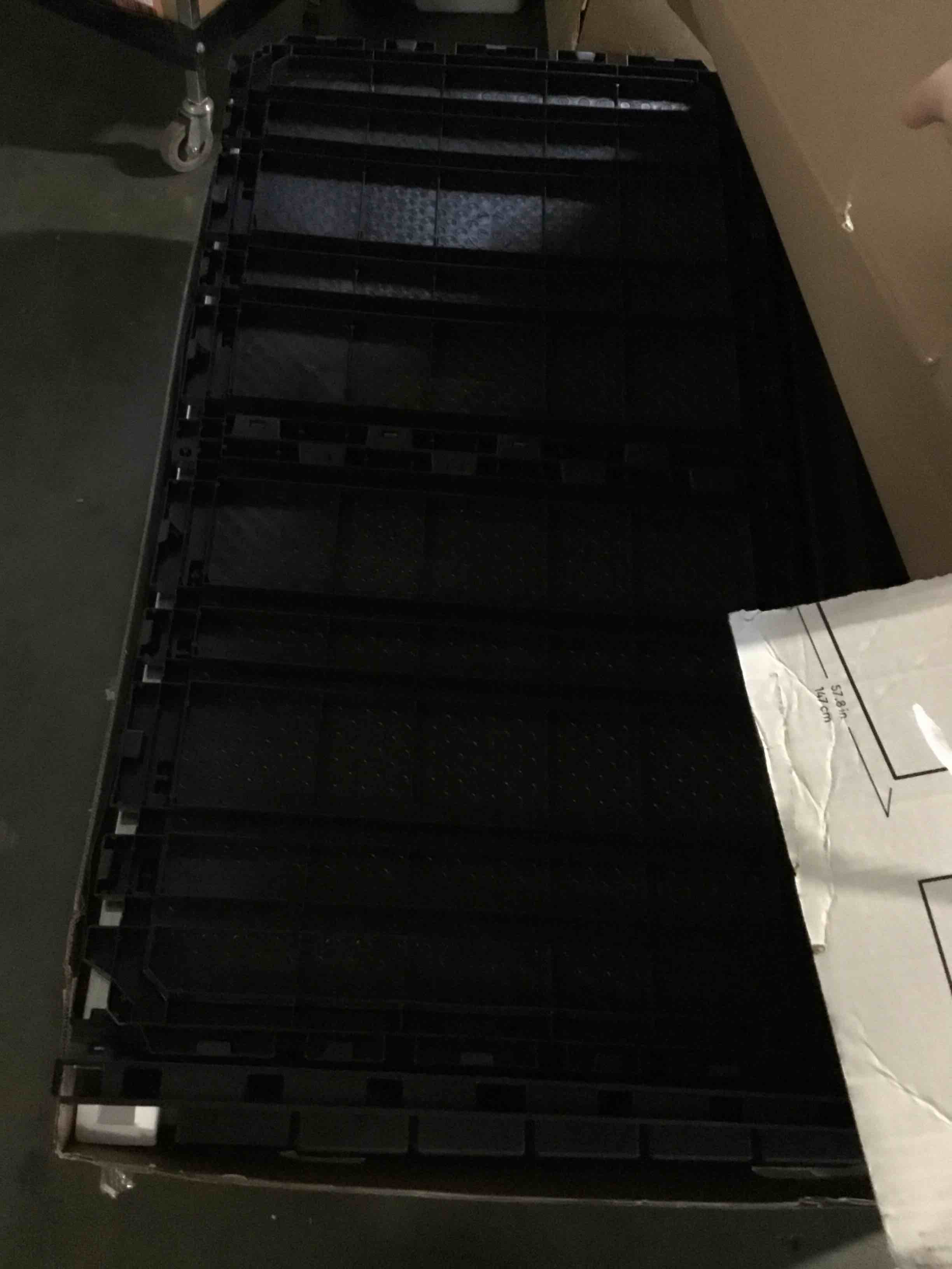 https://s3.amazonaws.com/lotting-images-prod/bidfta/RED5490303_1700227219629.jpeg