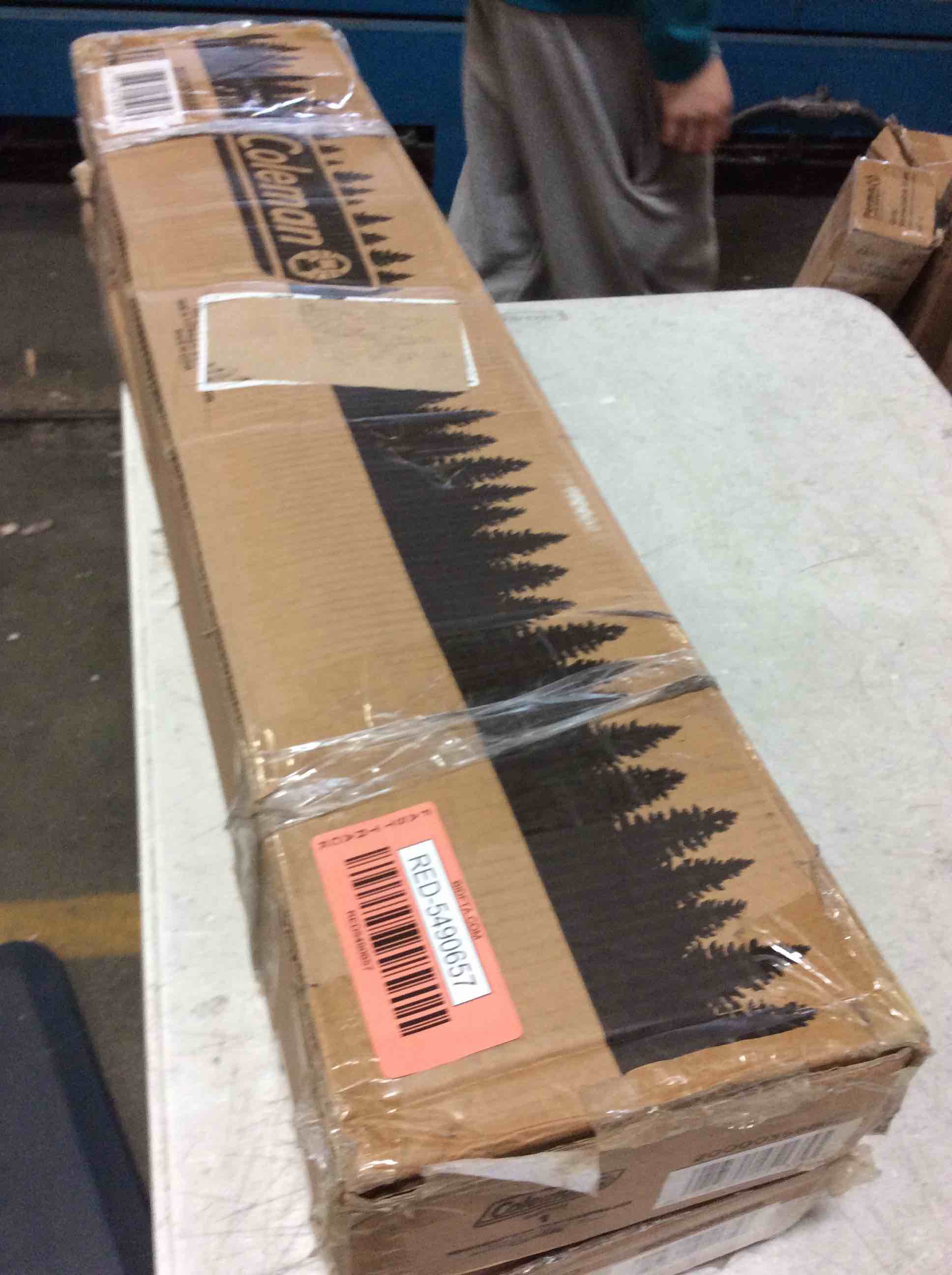 https://s3.amazonaws.com/lotting-images-prod/bidfta/RED5490657_1699463797120.jpeg
