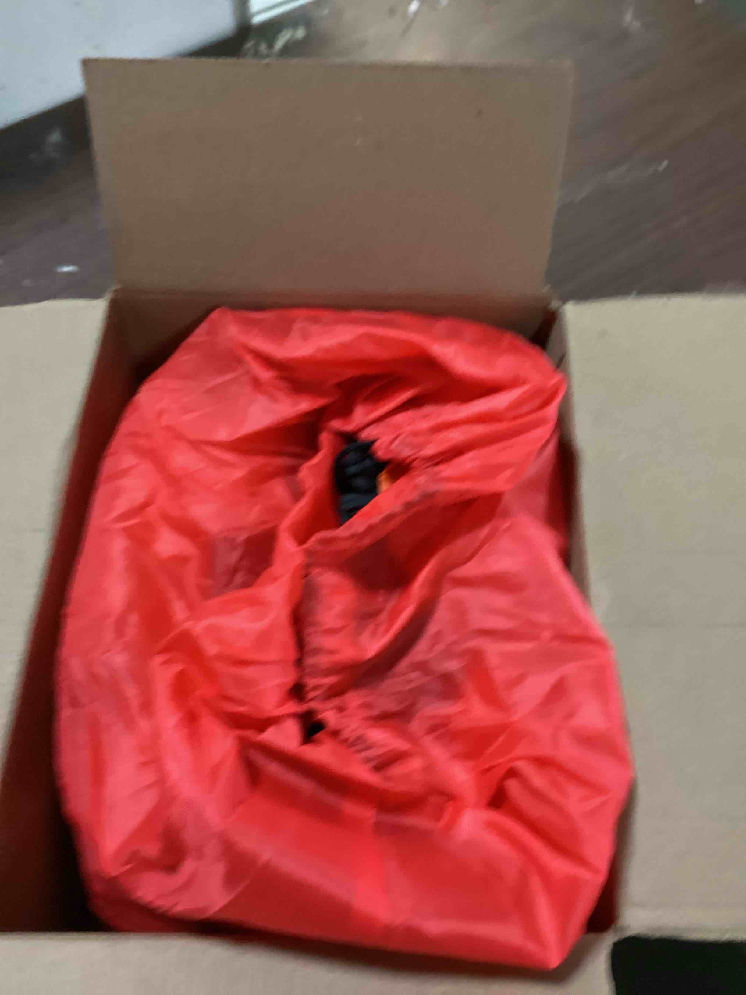 https://s3.amazonaws.com/lotting-images-prod/bidfta/RED5490845_1699547629043.jpeg