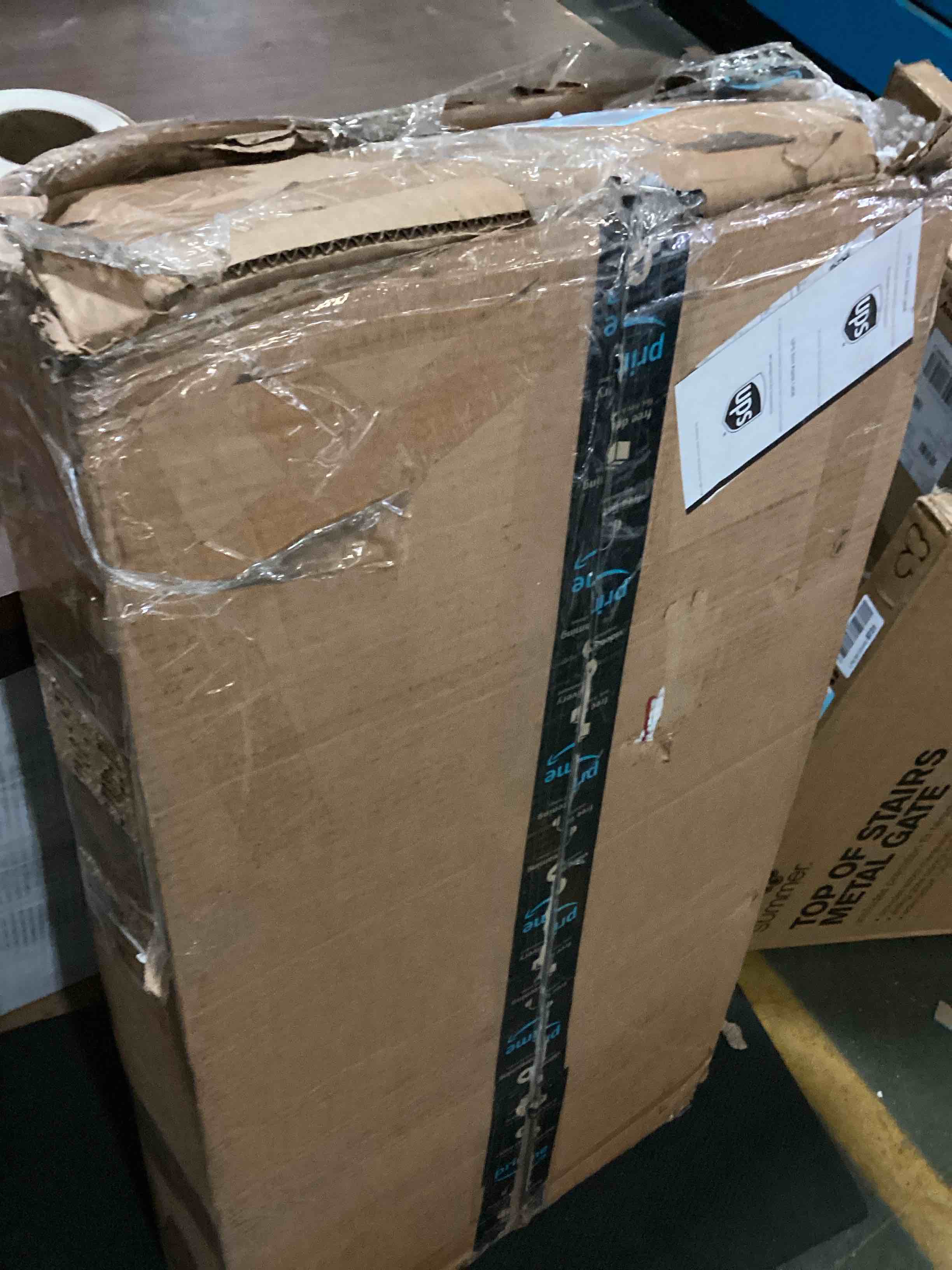 https://s3.amazonaws.com/lotting-images-prod/bidfta/RED5490924_1699562064078.jpeg