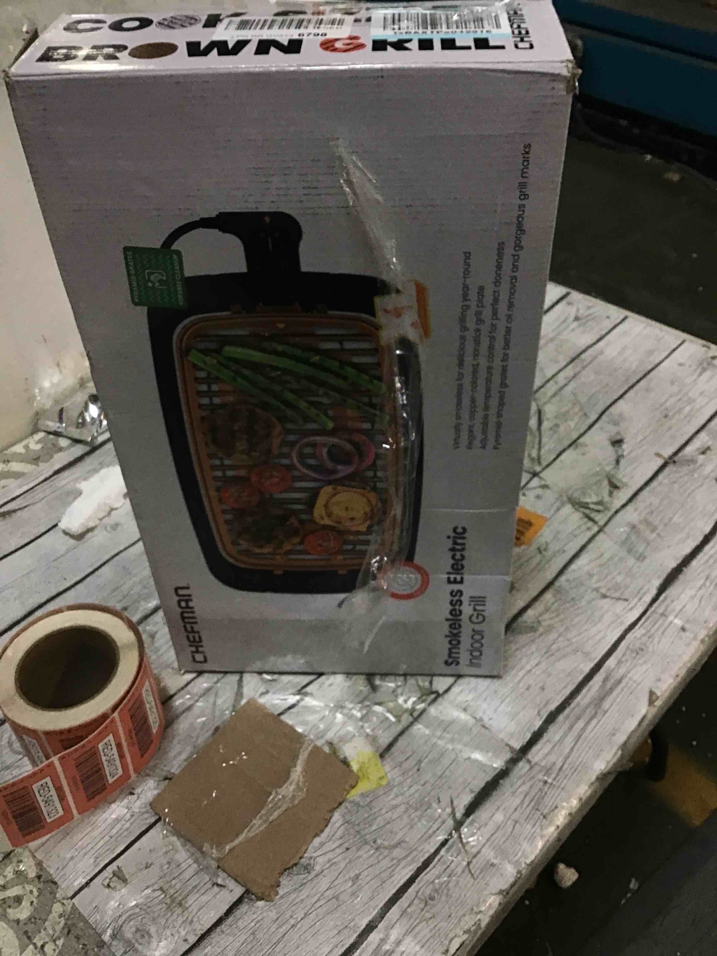 https://s3.amazonaws.com/lotting-images-prod/bidfta/RED5491323_1699908996833.jpeg