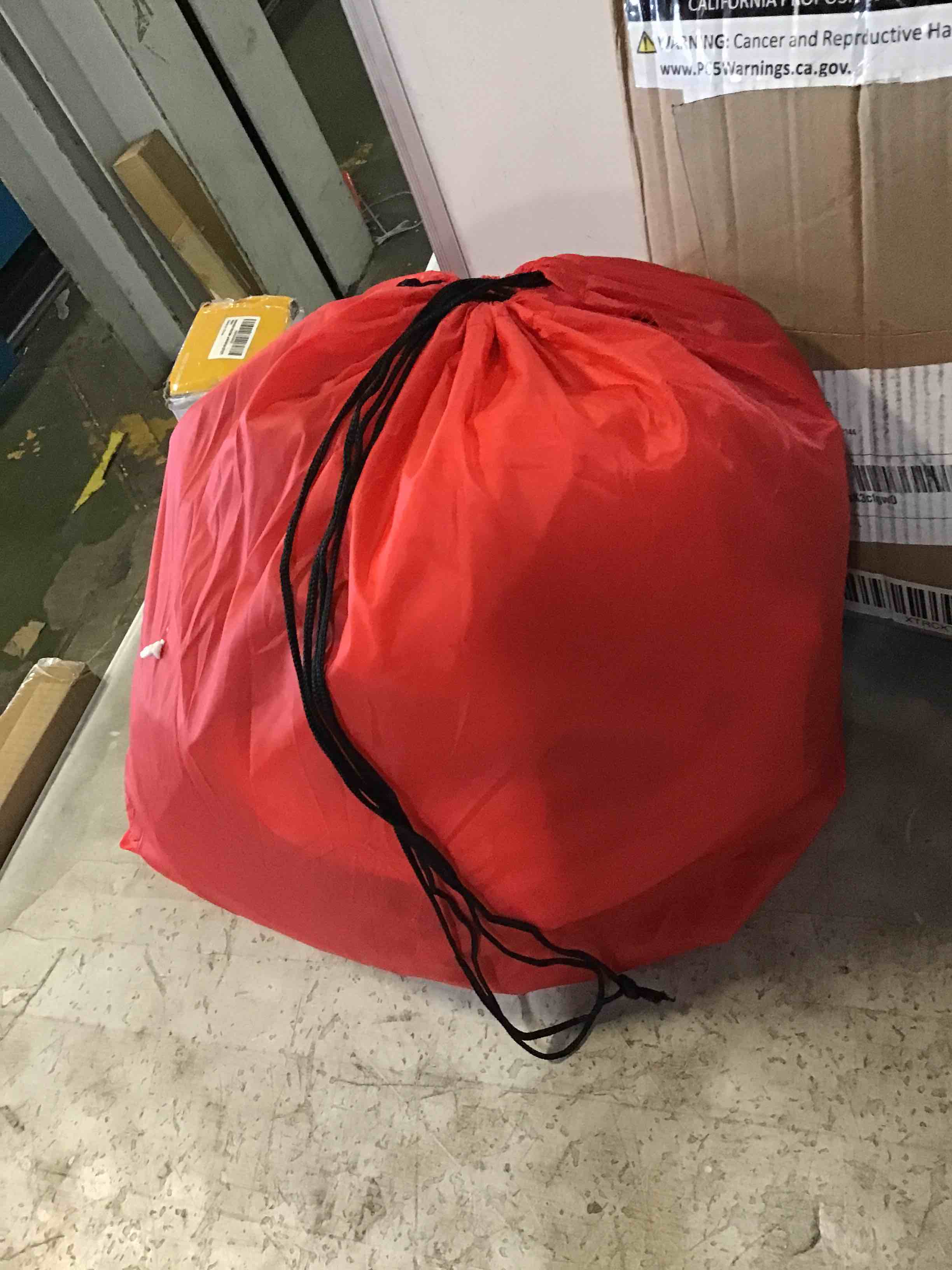 https://s3.amazonaws.com/lotting-images-prod/bidfta/RED5491513_1699993464589.jpeg