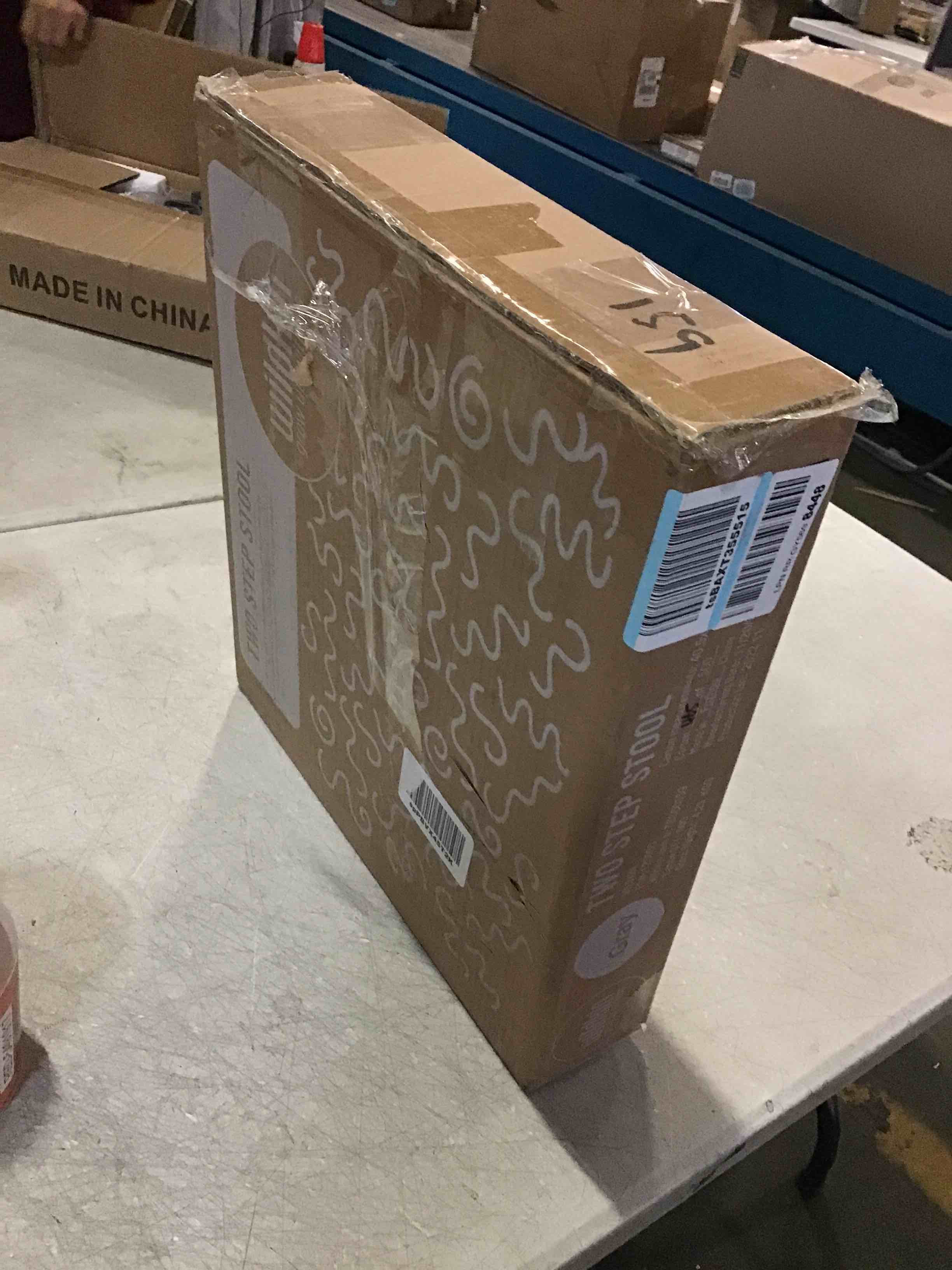 https://s3.amazonaws.com/lotting-images-prod/bidfta/RED5491917_1700227060852.jpeg