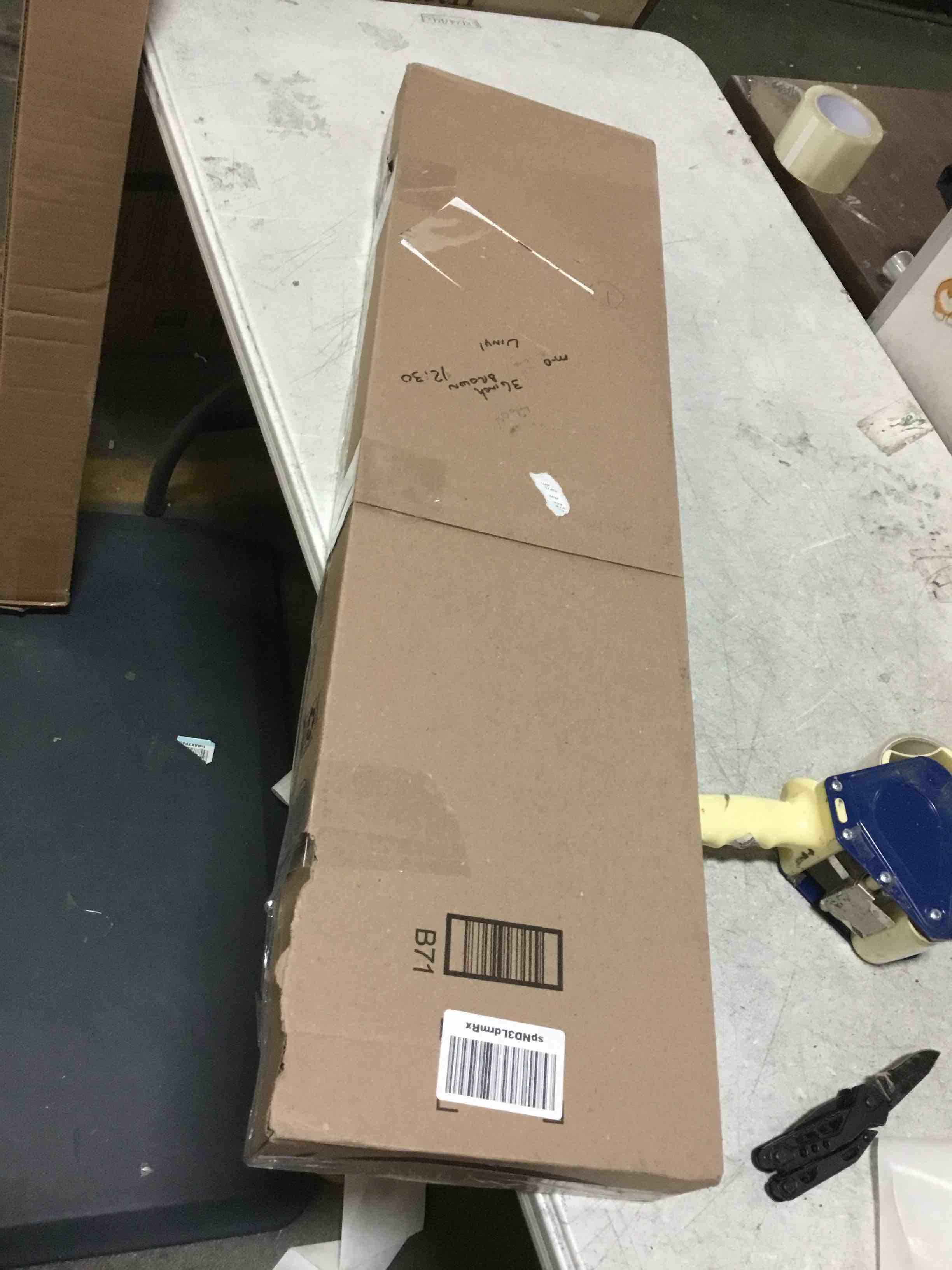 https://s3.amazonaws.com/lotting-images-prod/bidfta/RED5505555_1699987671193.jpeg