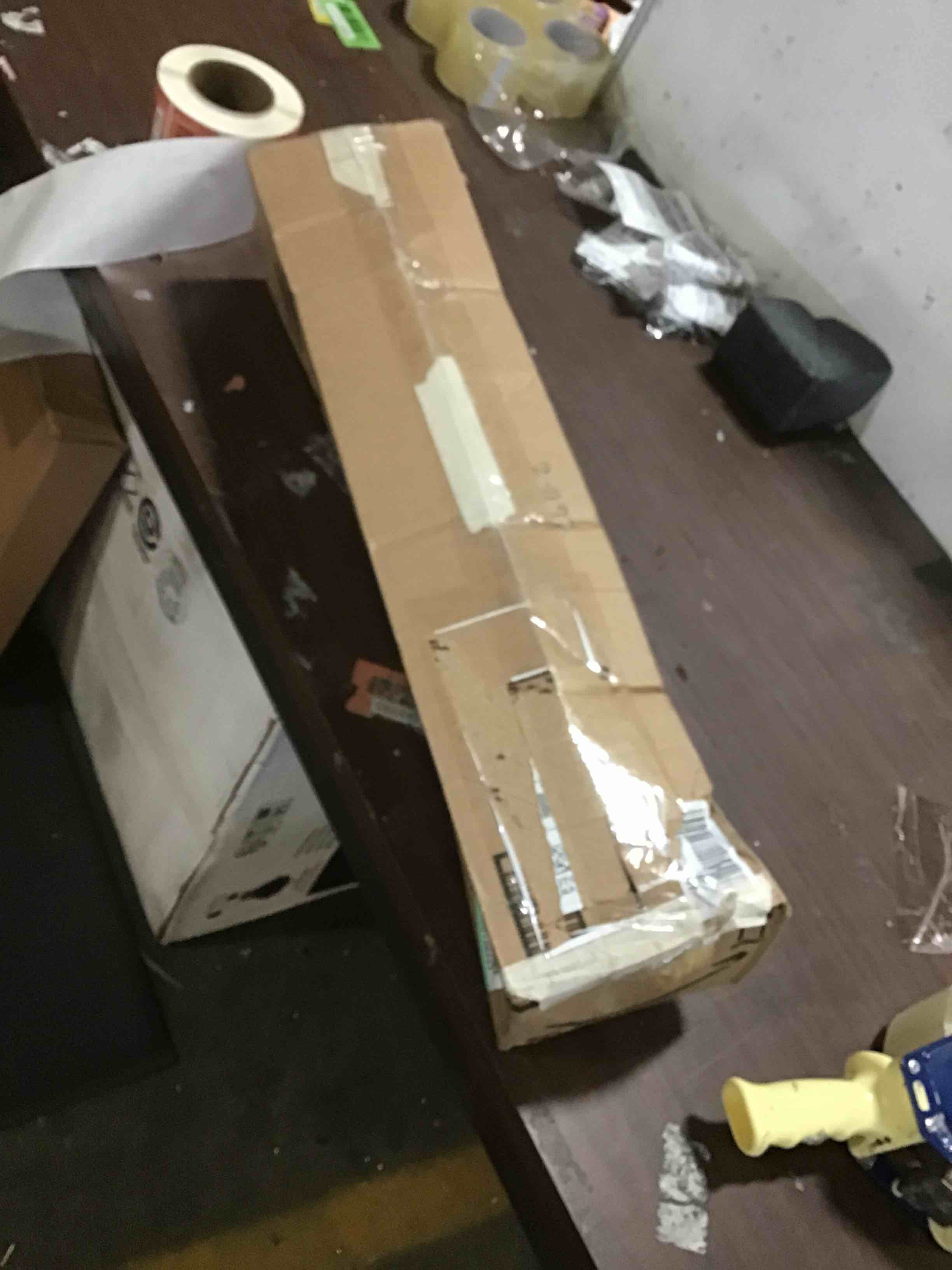 https://s3.amazonaws.com/lotting-images-prod/bidfta/RED5505782_1700077588121.jpeg