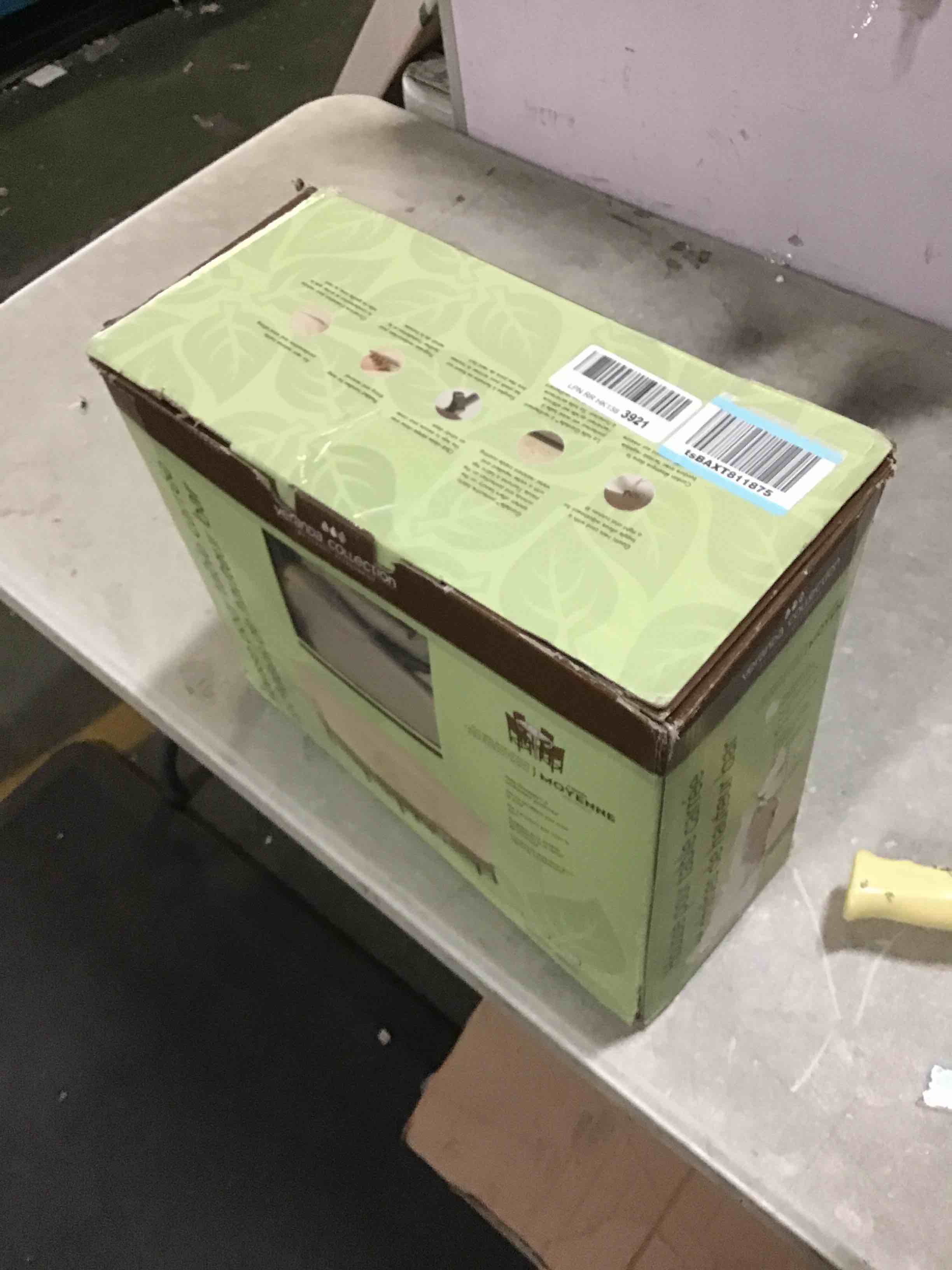 https://s3.amazonaws.com/lotting-images-prod/bidfta/RED5505850_1700141567891.jpeg