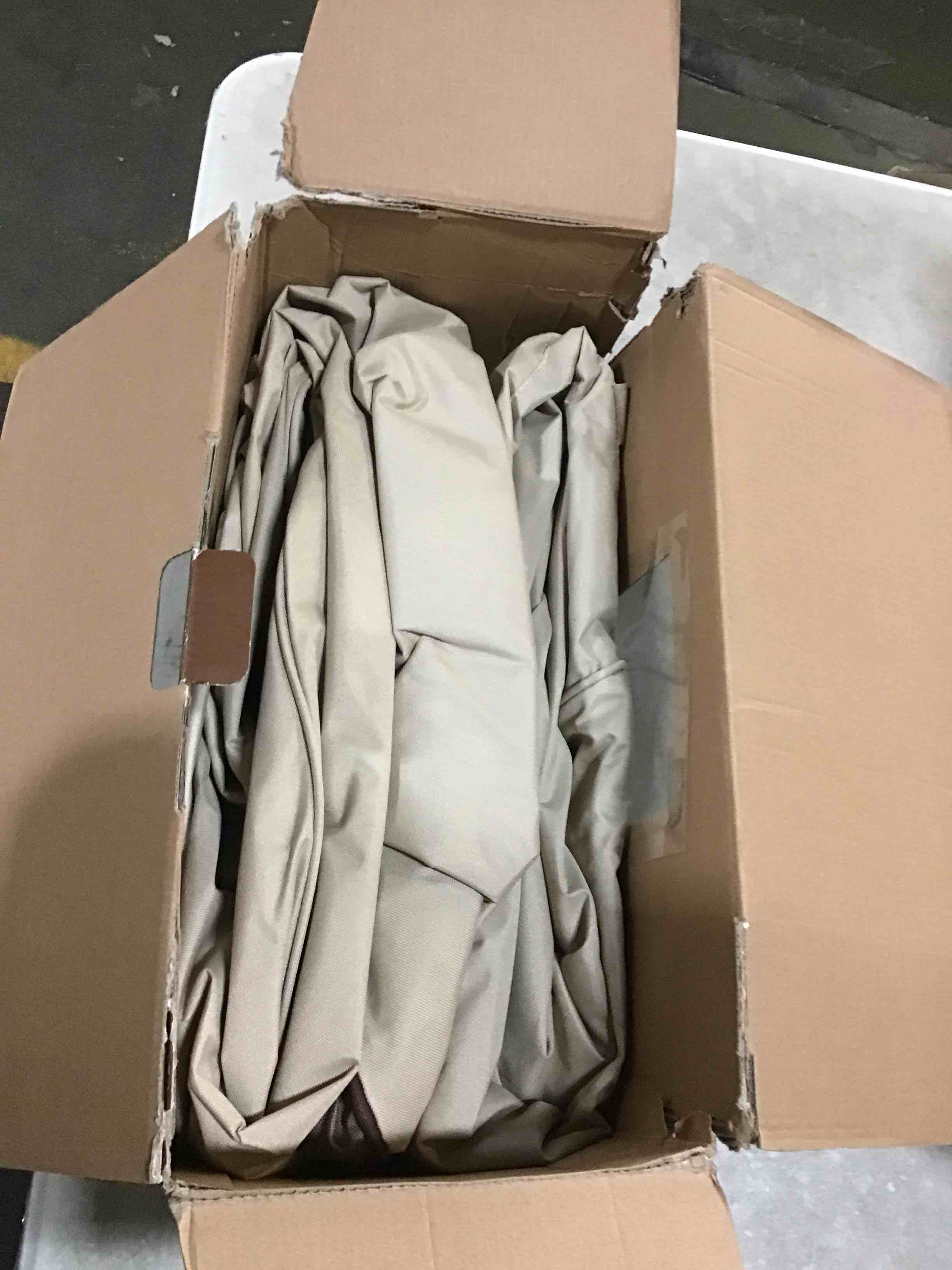 https://s3.amazonaws.com/lotting-images-prod/bidfta/RED5505850_1700141599289.jpeg