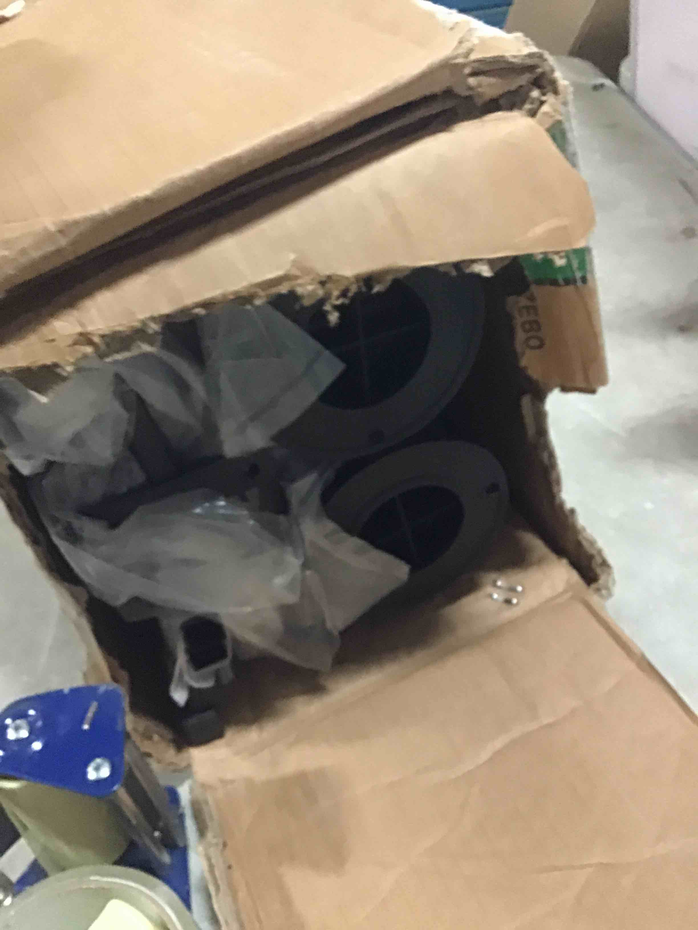https://s3.amazonaws.com/lotting-images-prod/bidfta/RED5505877_1700145466576.jpeg