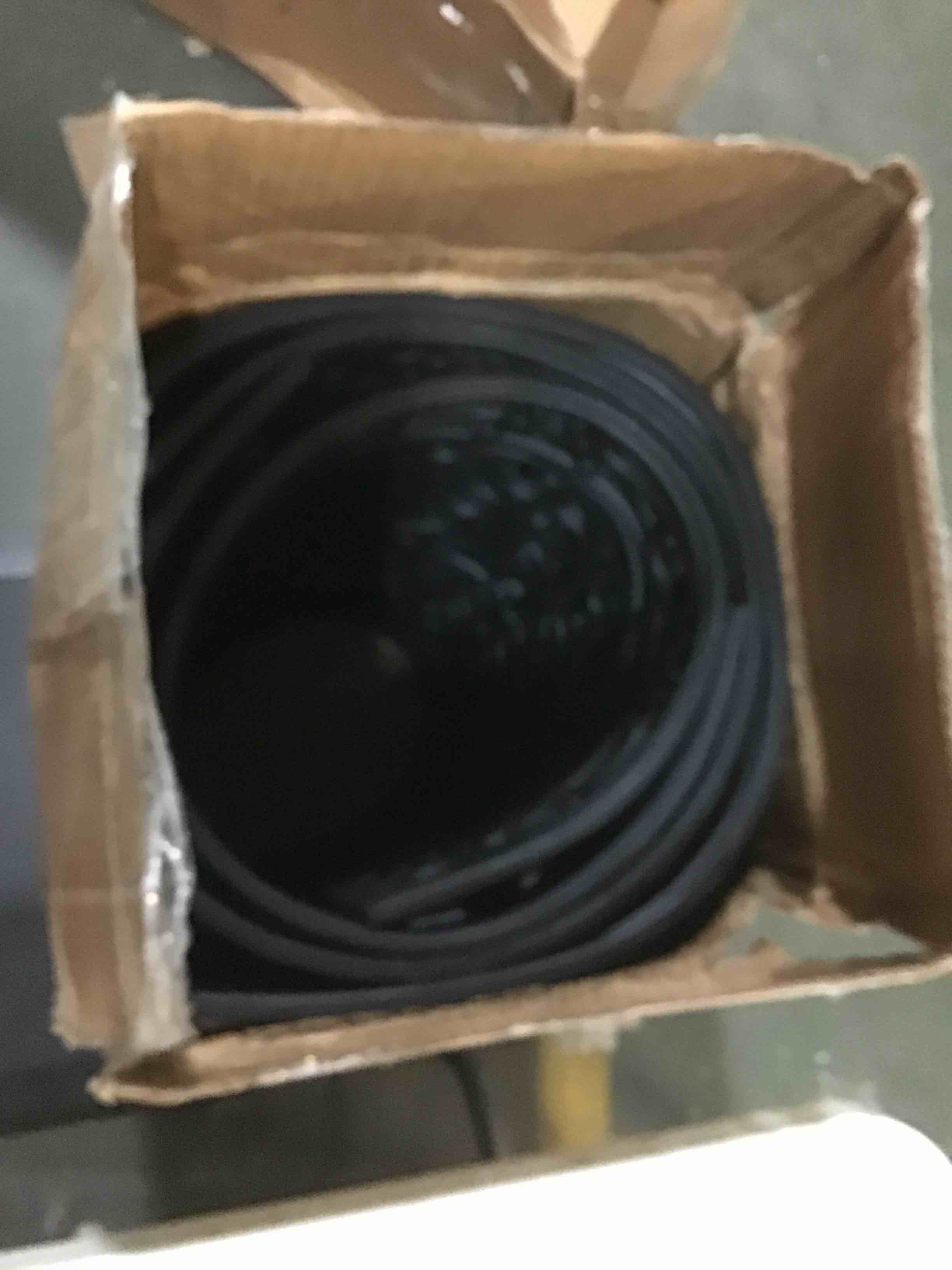https://s3.amazonaws.com/lotting-images-prod/bidfta/RED5506043_1700167447456.jpeg