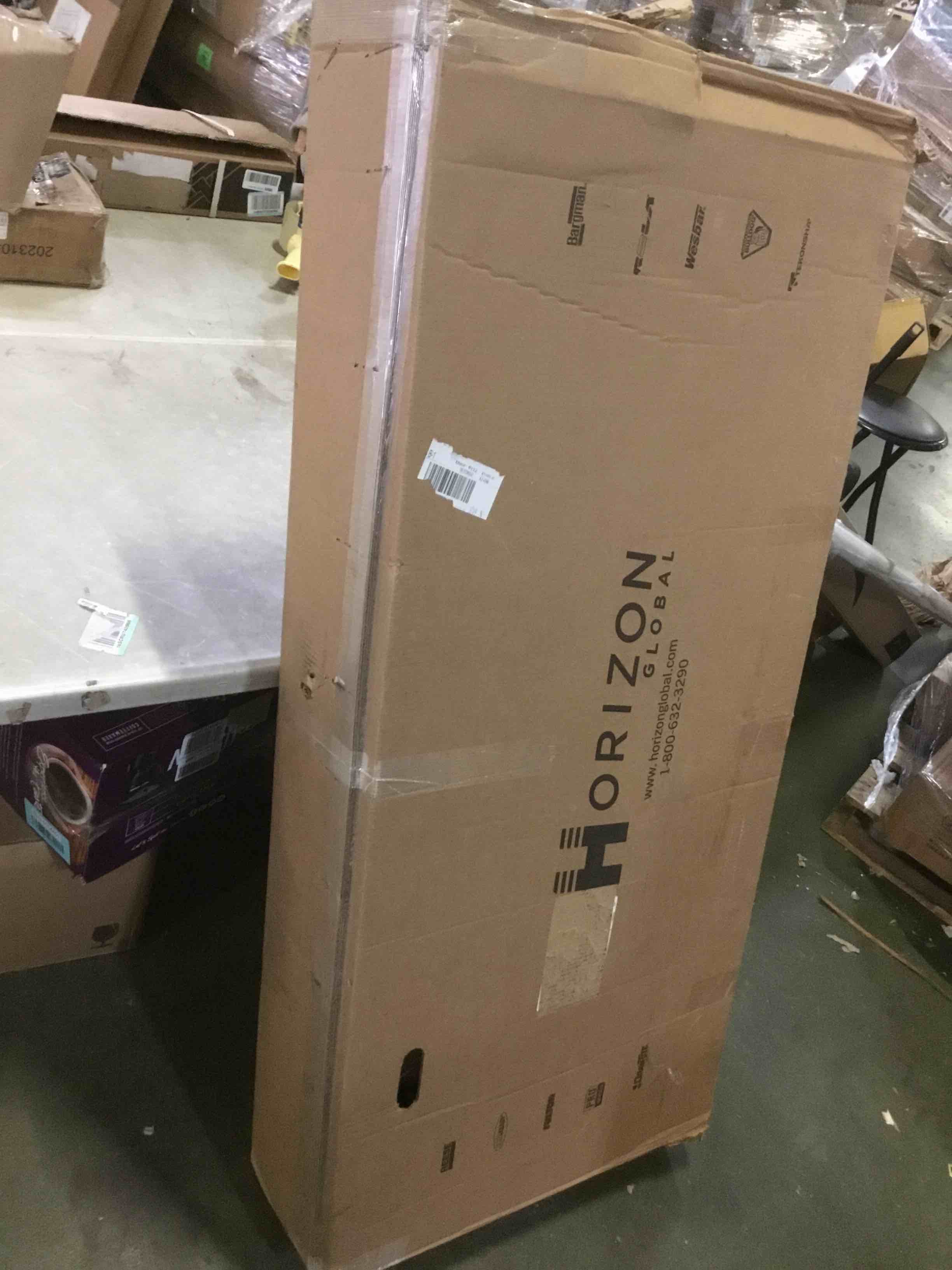 https://s3.amazonaws.com/lotting-images-prod/bidfta/RED5506742_1700669041316.jpeg