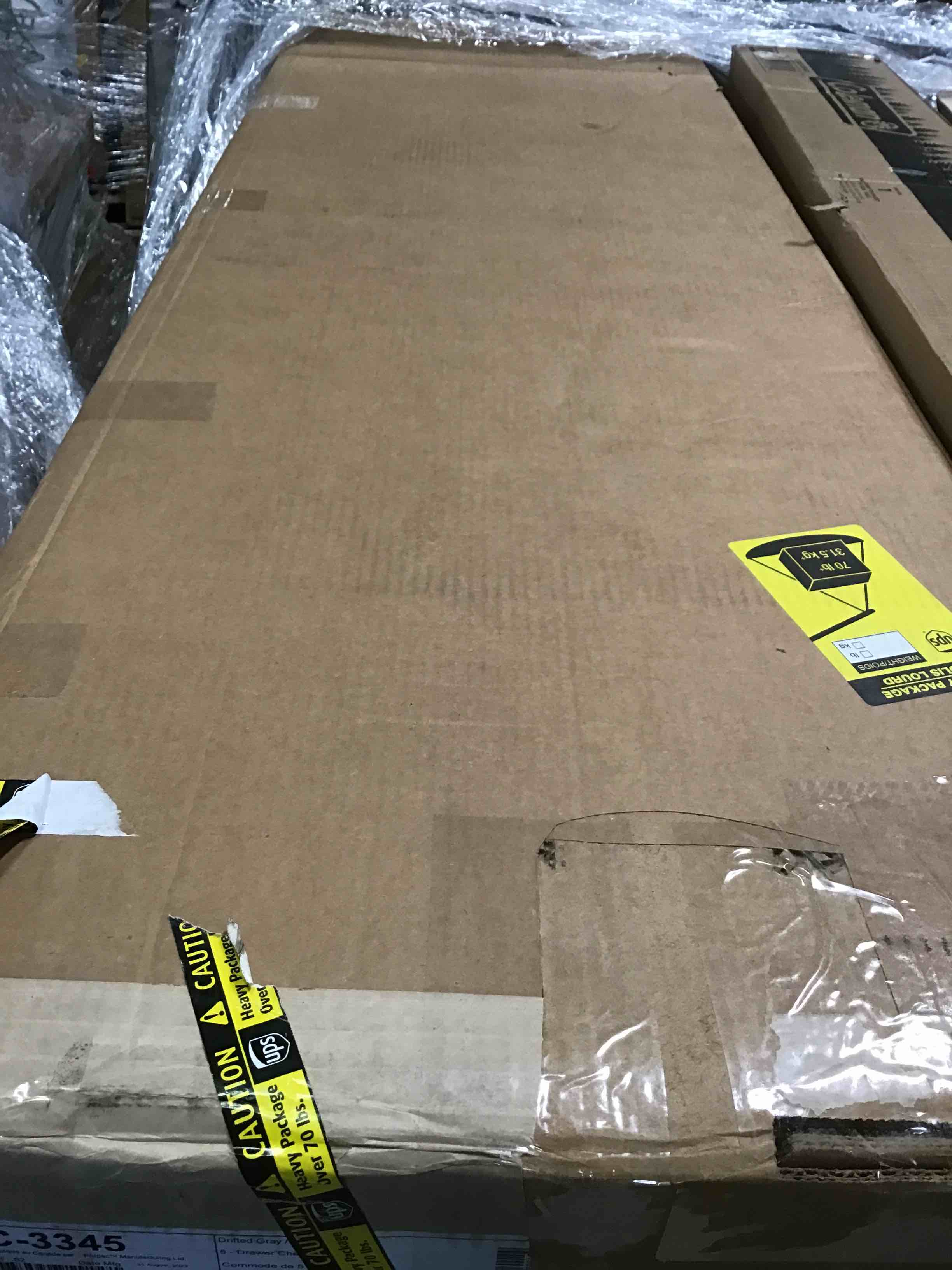 https://s3.amazonaws.com/lotting-images-prod/bidfta/RED5507145_1699983463549.jpeg