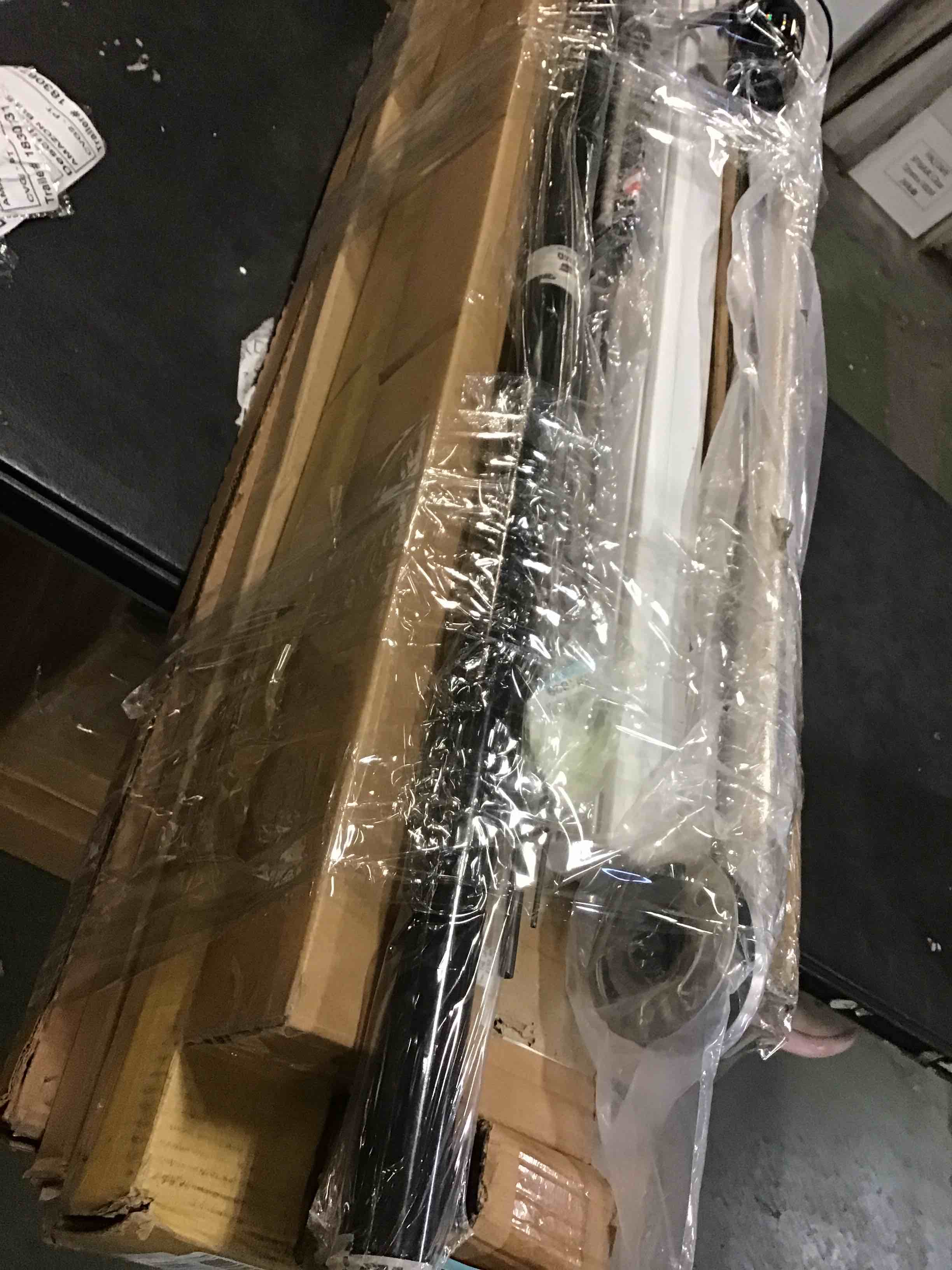 https://s3.amazonaws.com/lotting-images-prod/bidfta/RED5507592_1700168879733.jpeg