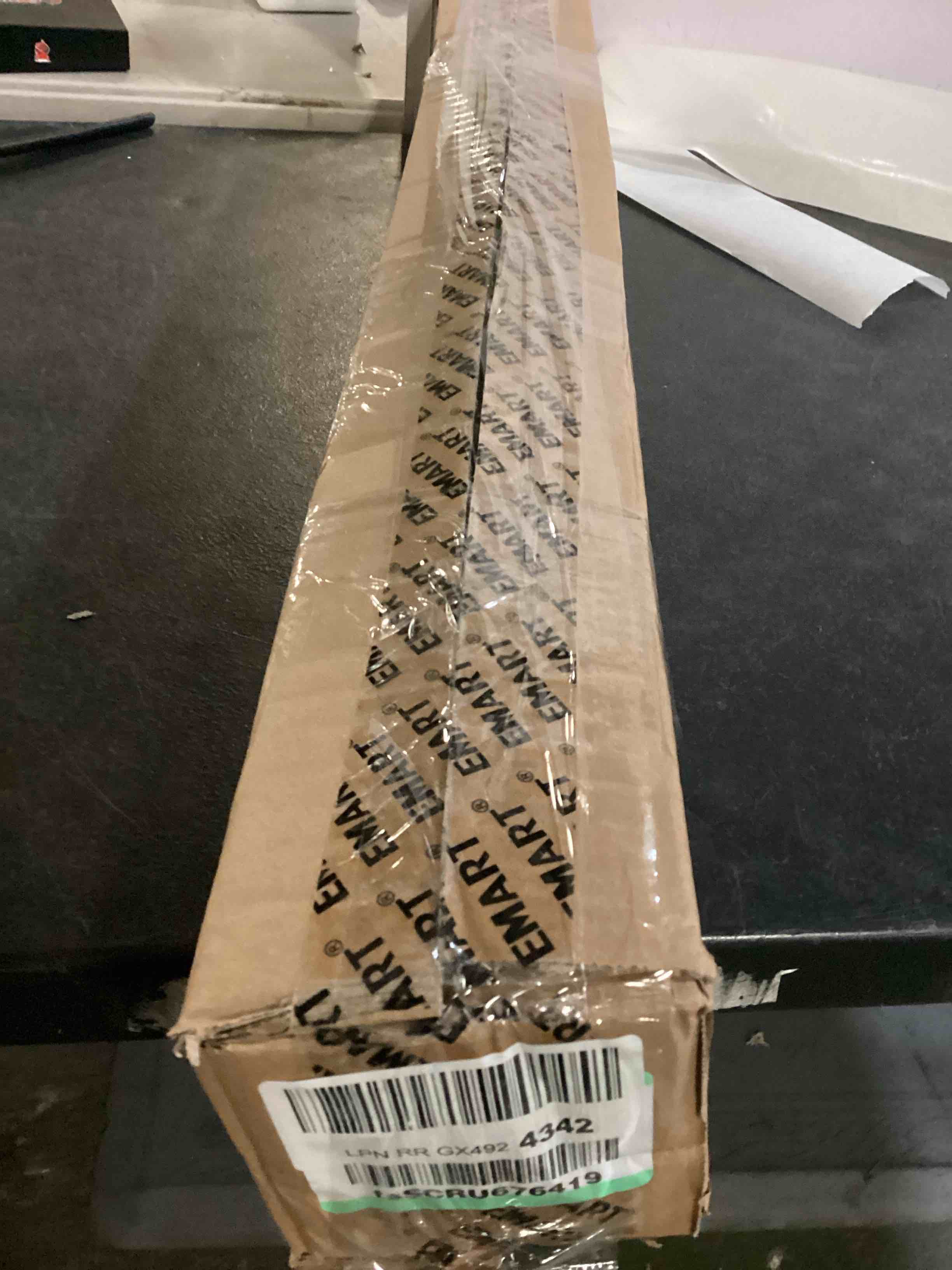 https://s3.amazonaws.com/lotting-images-prod/bidfta/RED5508901_1700587970660.jpeg