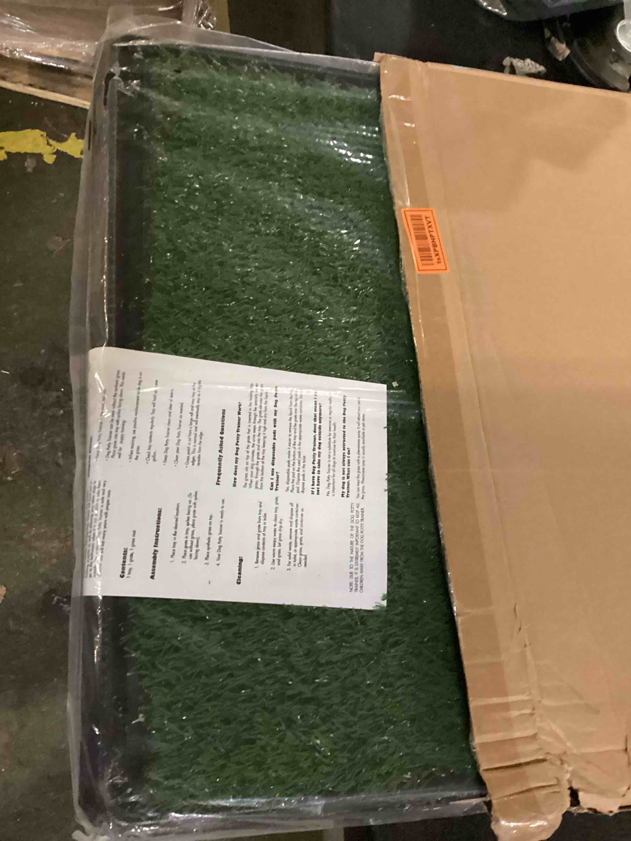 https://s3.amazonaws.com/lotting-images-prod/bidfta/RED5508904_1700588227435.jpeg