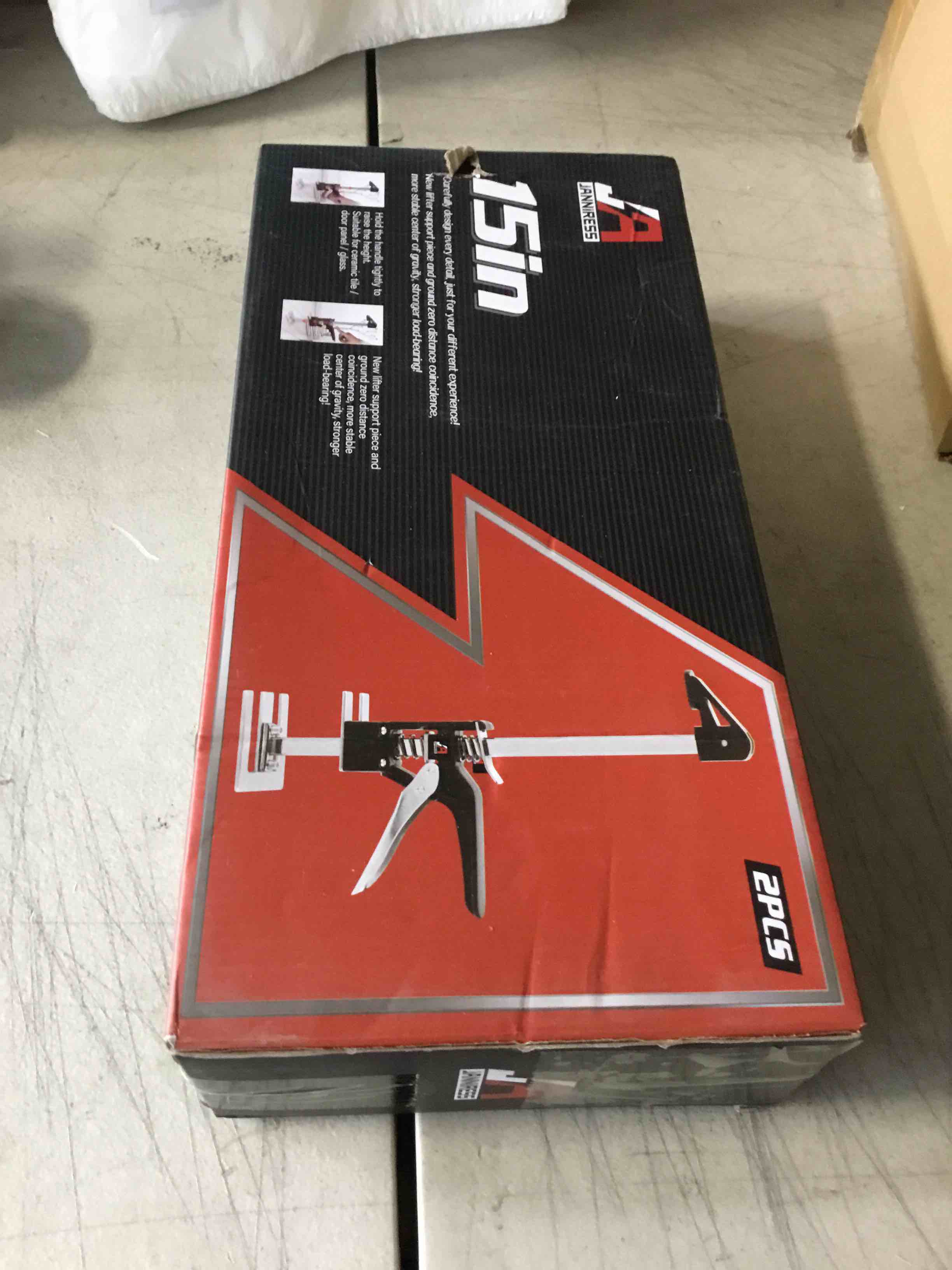 https://s3.amazonaws.com/lotting-images-prod/bidfta/RED5509182_1701109646375.jpeg