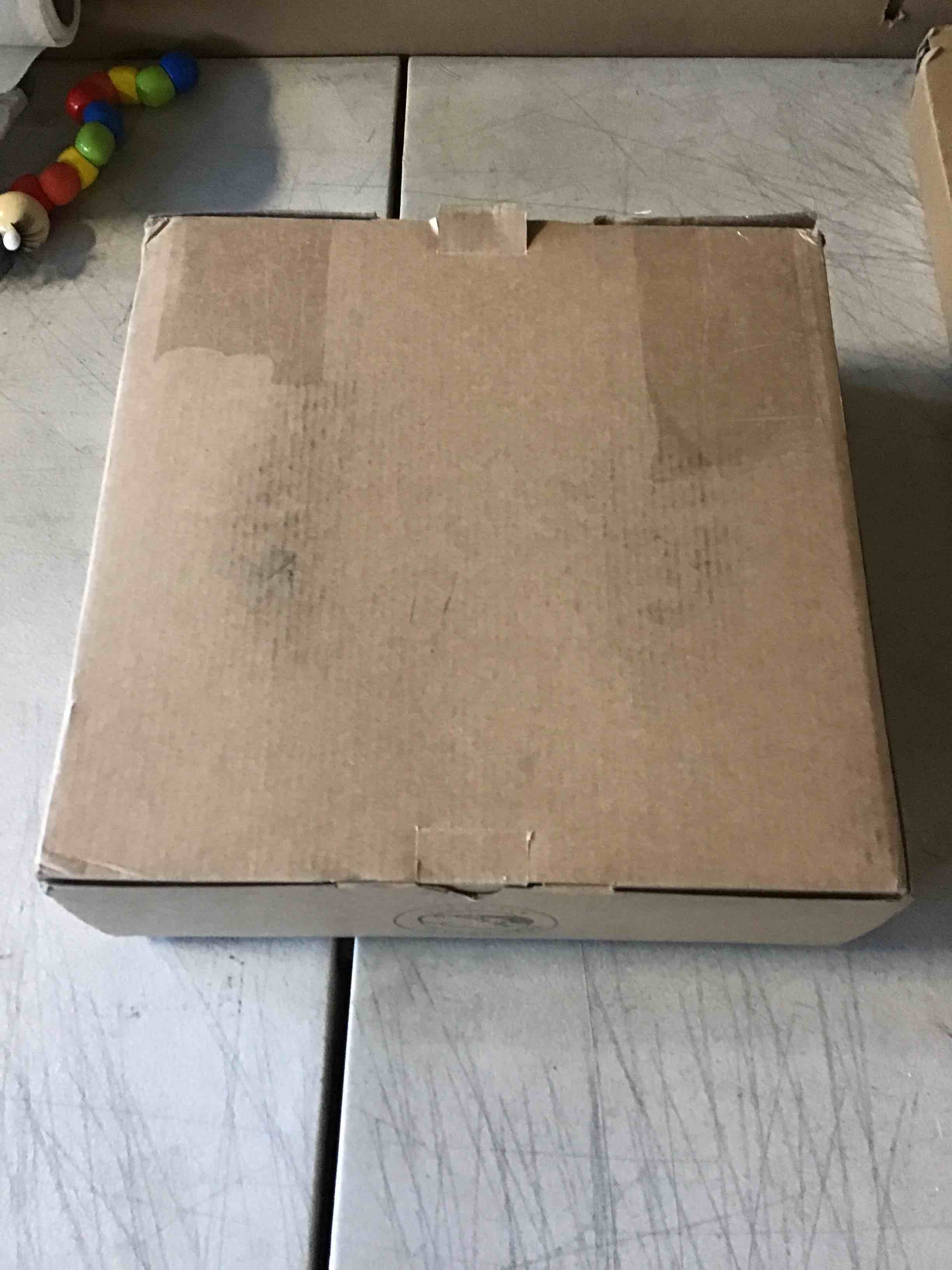 https://s3.amazonaws.com/lotting-images-prod/bidfta/RED5509256_1701178827532.jpeg