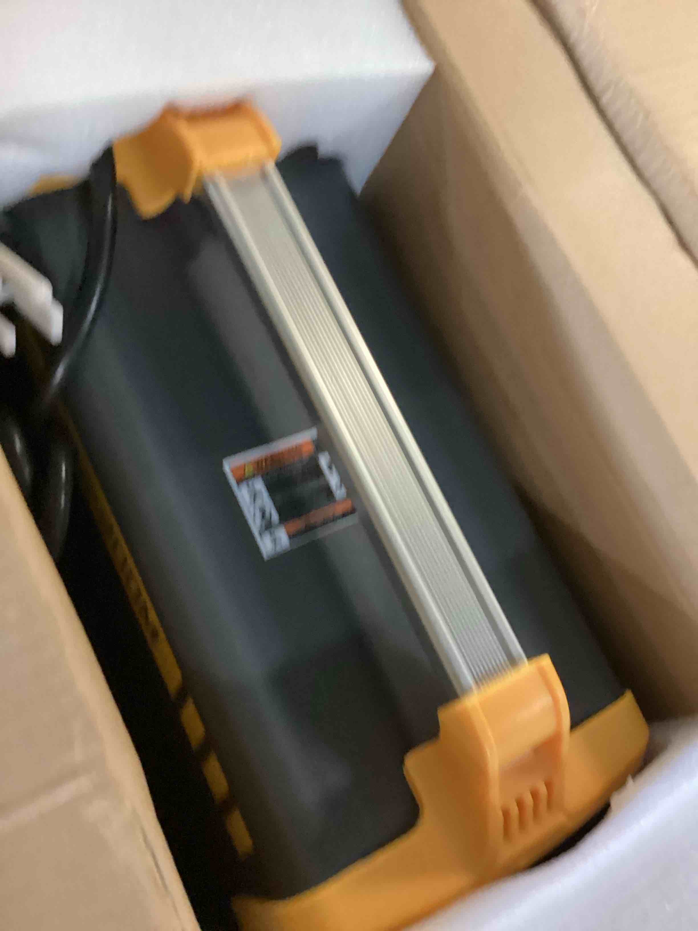 https://s3.amazonaws.com/lotting-images-prod/bidfta/RED5511617_1699968435598.jpeg